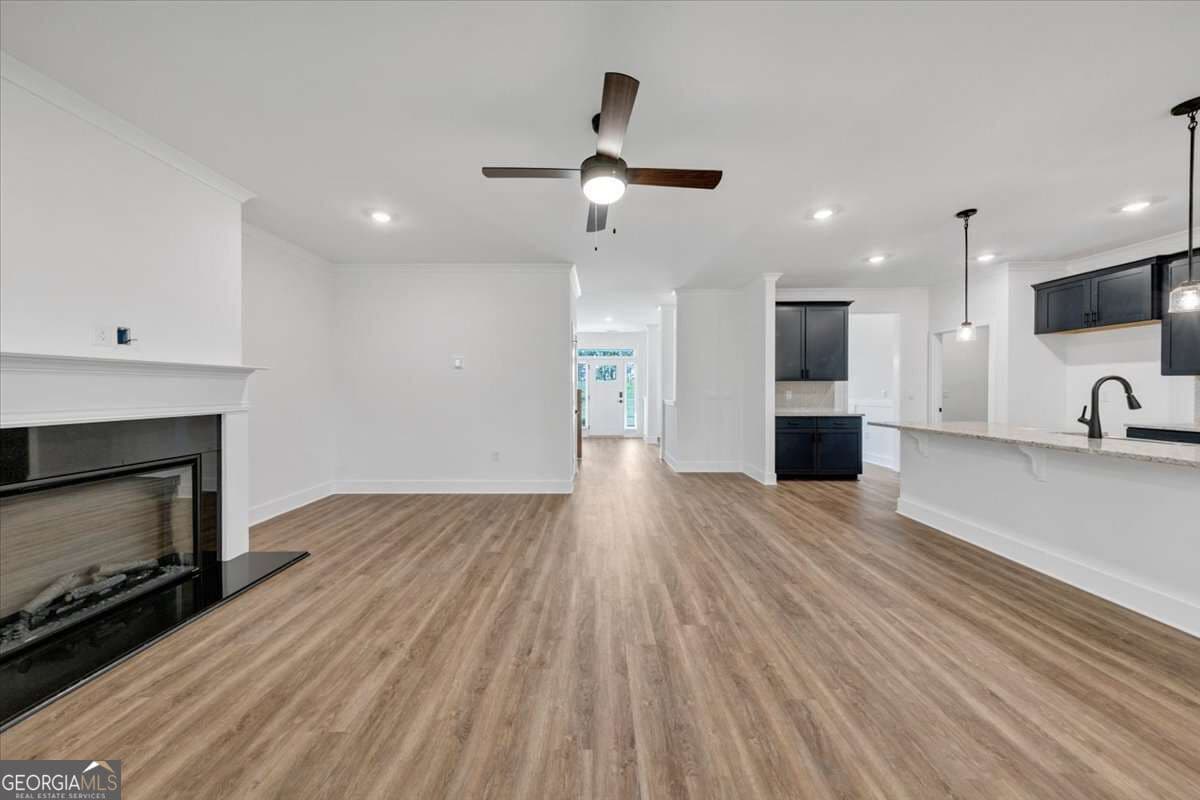 5 bedroom, 3.5 bathroom, 3,040 sq ft single family residence for sale at 3390 Trevi Trail, Douglasville, GA 30135 — photo 9