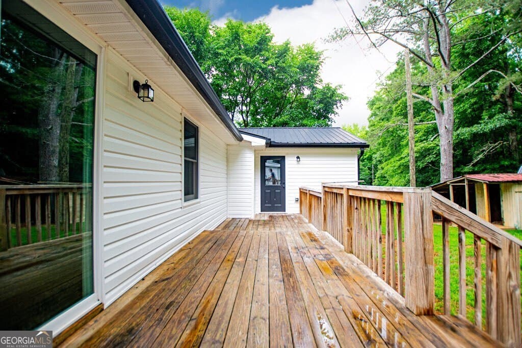3 bedroom, 2 bathroom, 1,896 sq ft single family residence for sale at 61 Davenport Mill Road, Carrollton, GA 30117 — photo 10