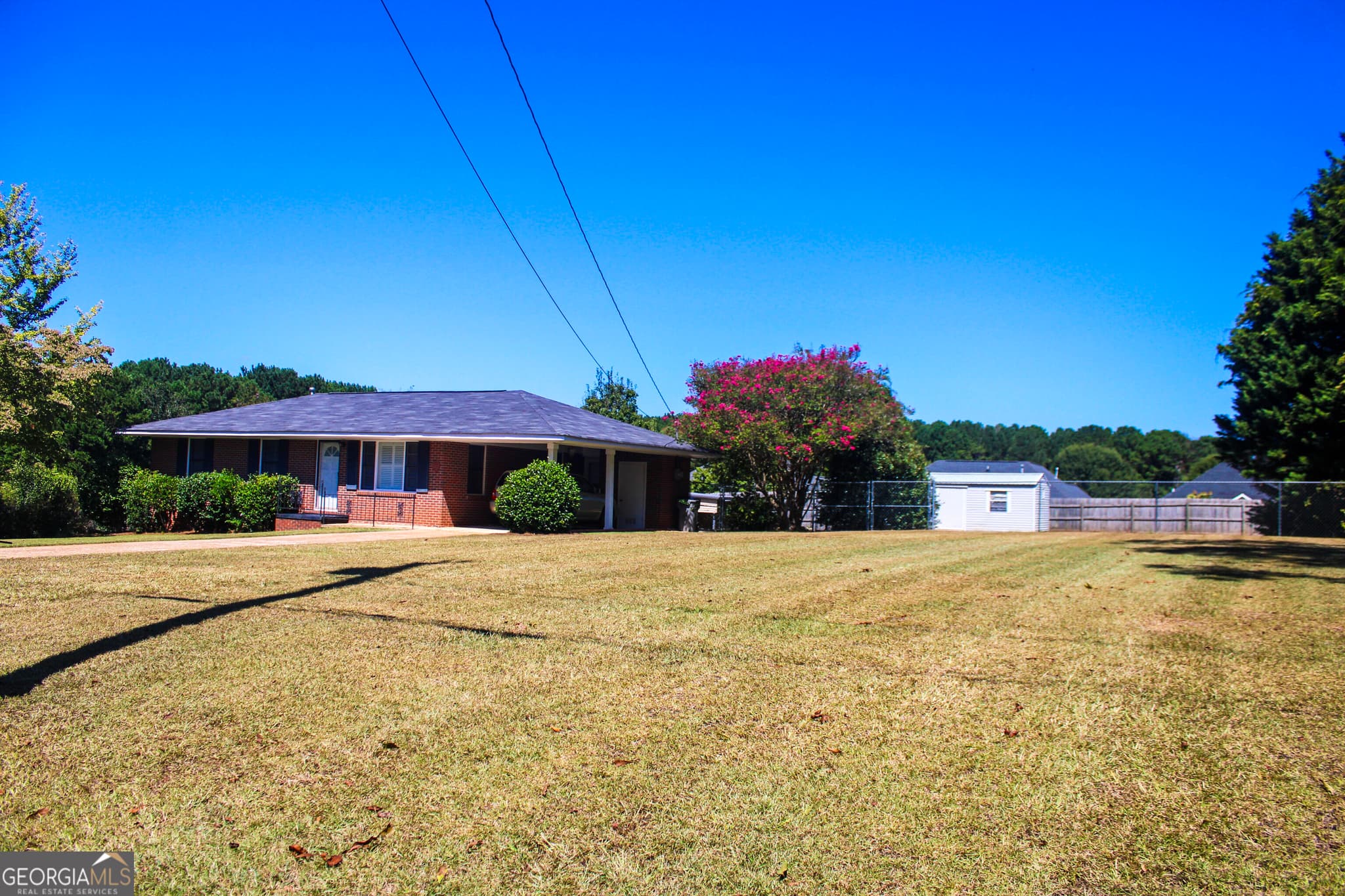 3 bedroom, 1 bathroom, 1,179 sq ft single family residence for sale at 126 N Chilton Crescent, Lagrange, GA 30240 — photo 3