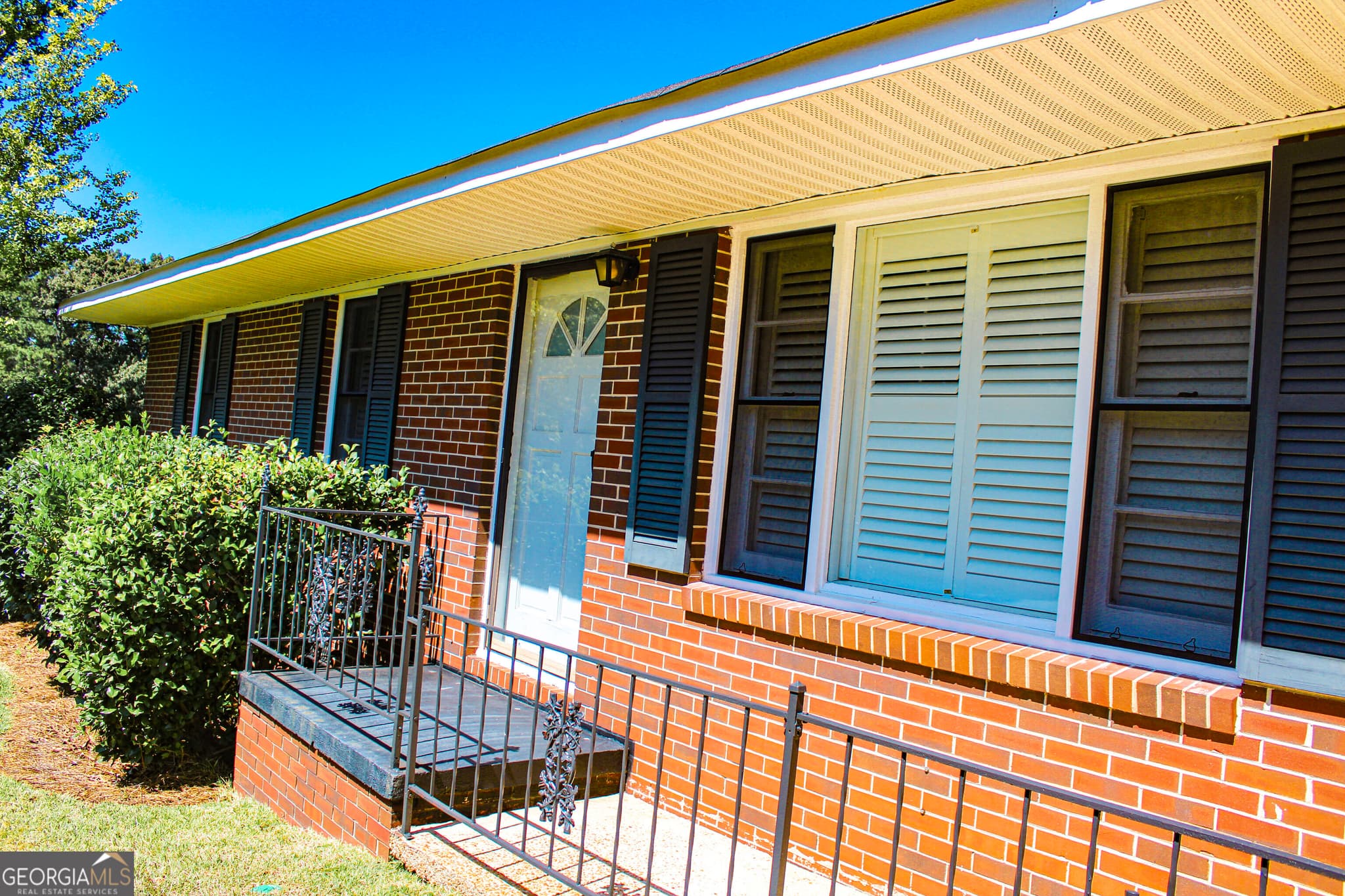 3 bedroom, 1 bathroom, 1,179 sq ft single family residence for sale at 126 N Chilton Crescent, Lagrange, GA 30240 — photo 9