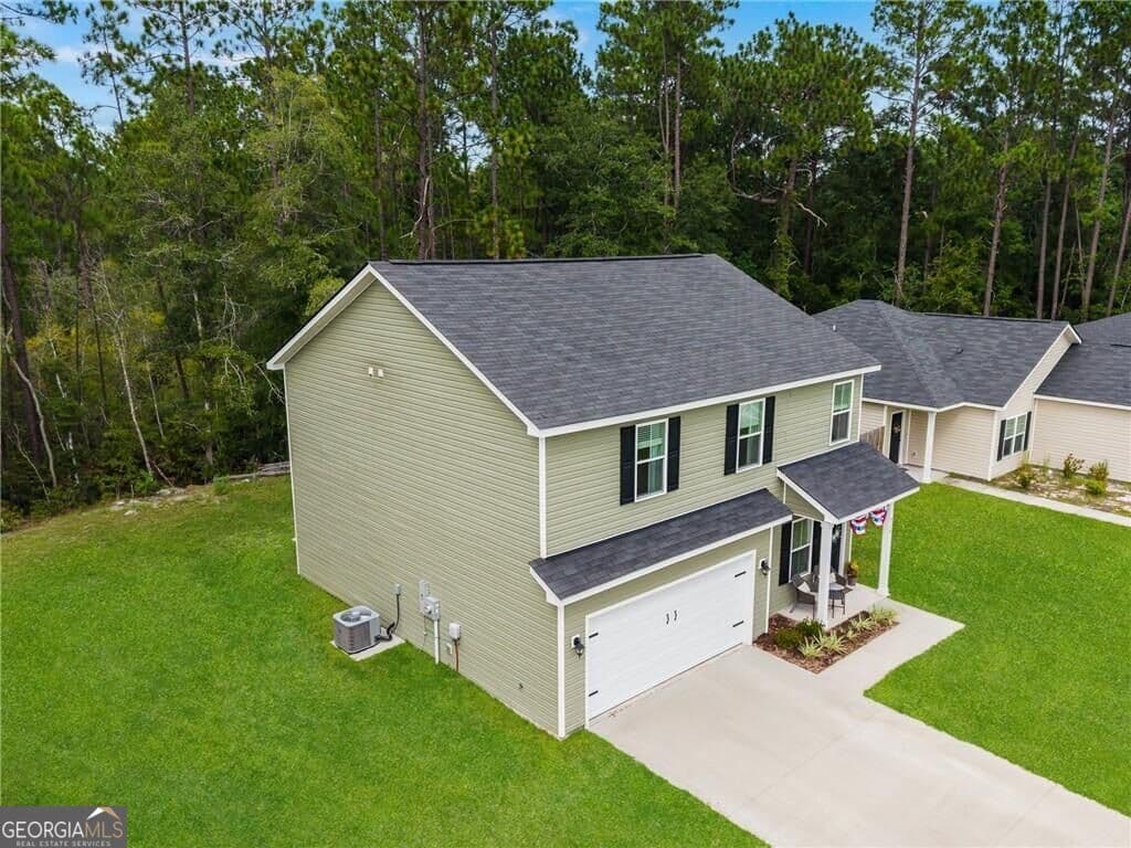 4 bedroom, 2.5 bathroom, 1,743 sq ft single family residence for sale at 716 Mill Creek Circle, Hinesville, GA 31313 — photo 3