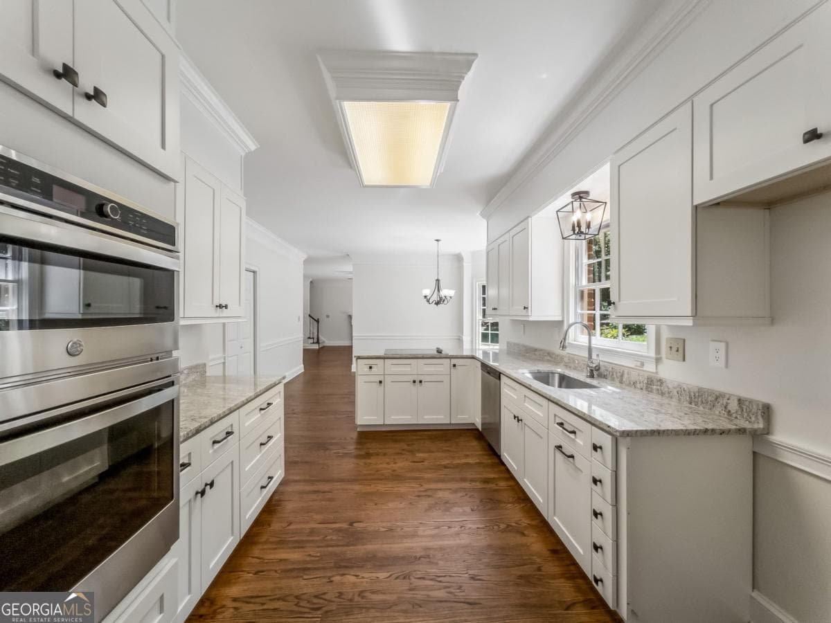 4 bedroom, 3 bathroom, 3,718 sq ft single family residence for sale at 130 River Bottom Circle, Athens, GA 30606 — photo 9