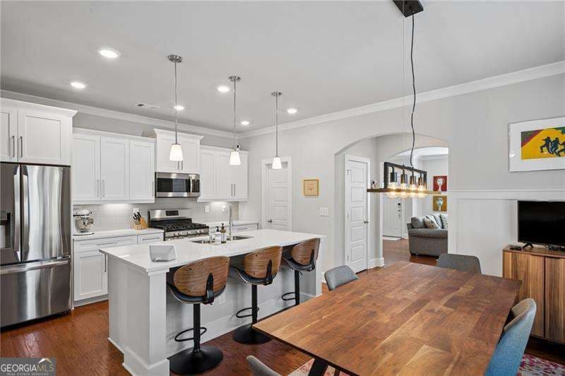4 bedroom, 3.5 bathroom, 2,064 sq ft single family residence for sale at 2014 Yellow Finch Trail, Atlanta, GA 30316 — photo 8