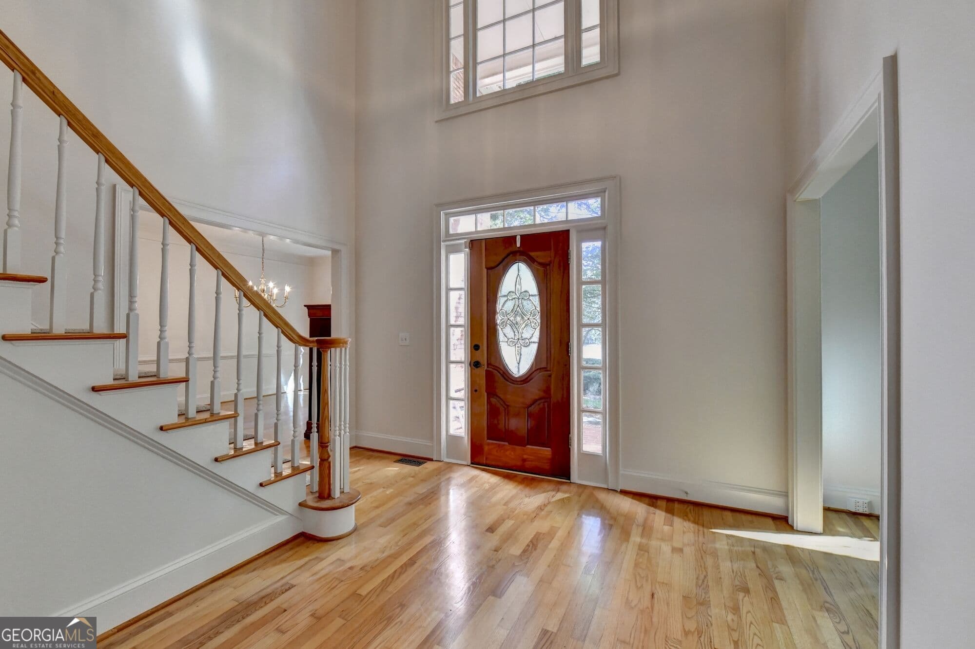 5 bedroom, 4.5 bathroom, 3,950 sq ft single family residence for sale at 375 Petersford Way, Milton, GA 30004 — photo 6