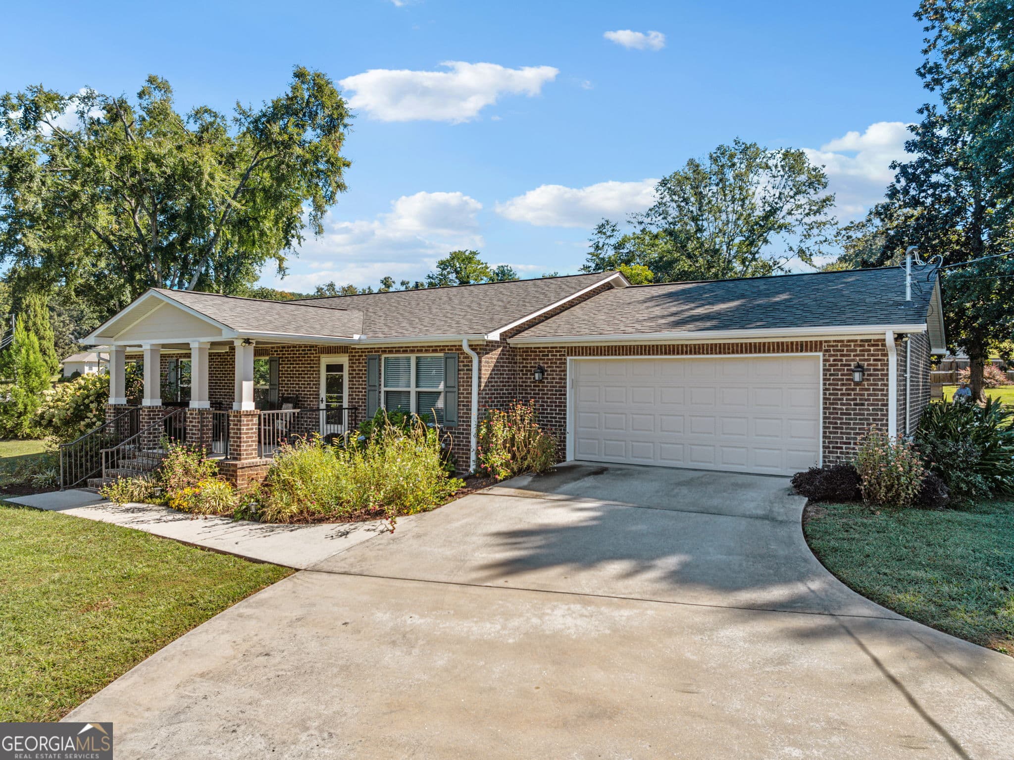 3 bedroom, 2 bathroom, 1,860 sq ft single family residence for sale at 13 Faulkner Street, Cleveland, GA 30528