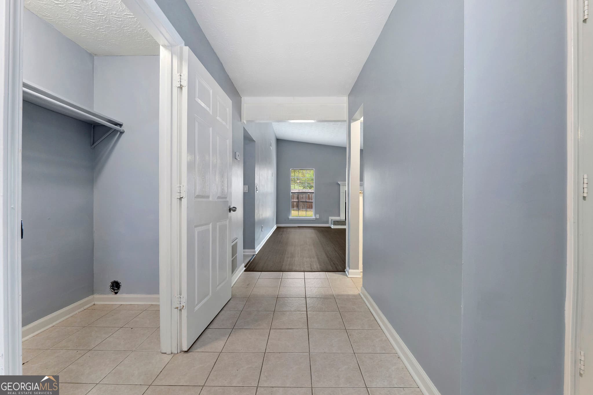 4 bedroom, 2 bathroom, 1,780 sq ft single family residence for sale at 465 Cedar Court, Riverdale, GA 30274 — photo 5