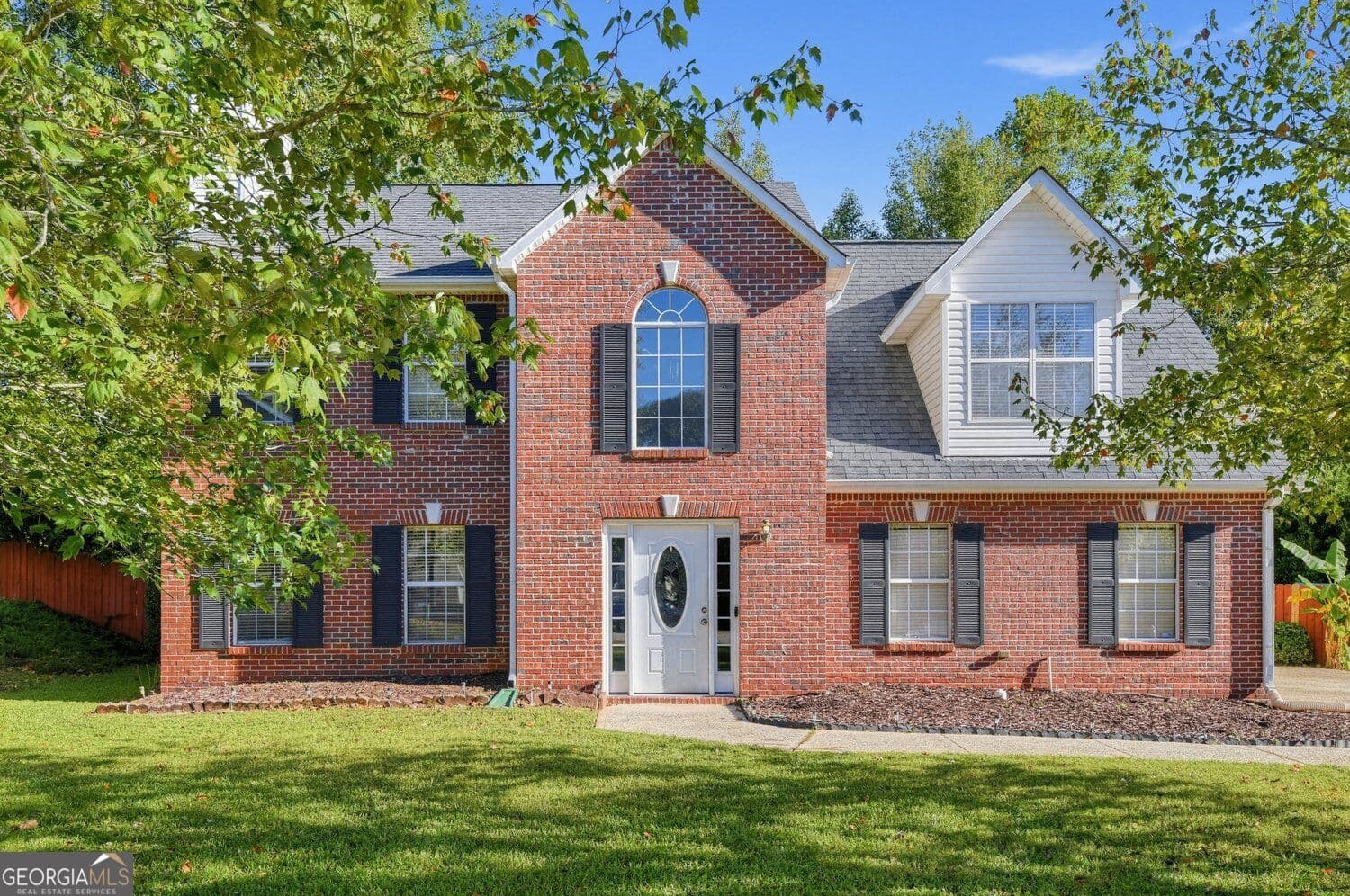 3 bedroom, 2.5 bathroom, 2,216 sq ft single family residence for sale at 4533 Talon Way, Douglasville, GA 30135 — photo 1 of 27