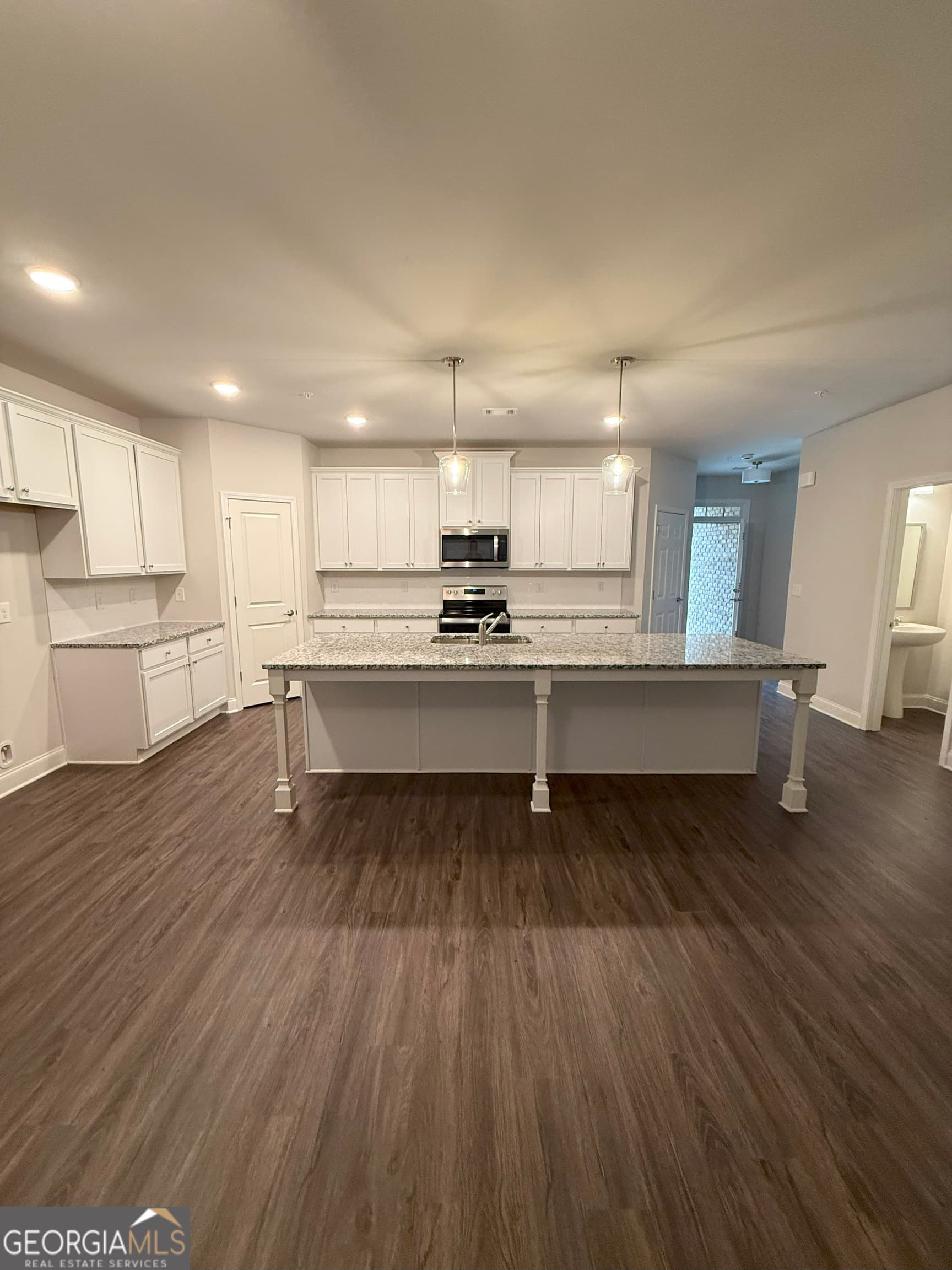 3 bedroom, 2.5 bathroom, 1,695 sq ft townhouse for rent at 2576 Mills Commons Drive, Decatur, GA 30034 for $2,295 a month — photo 6