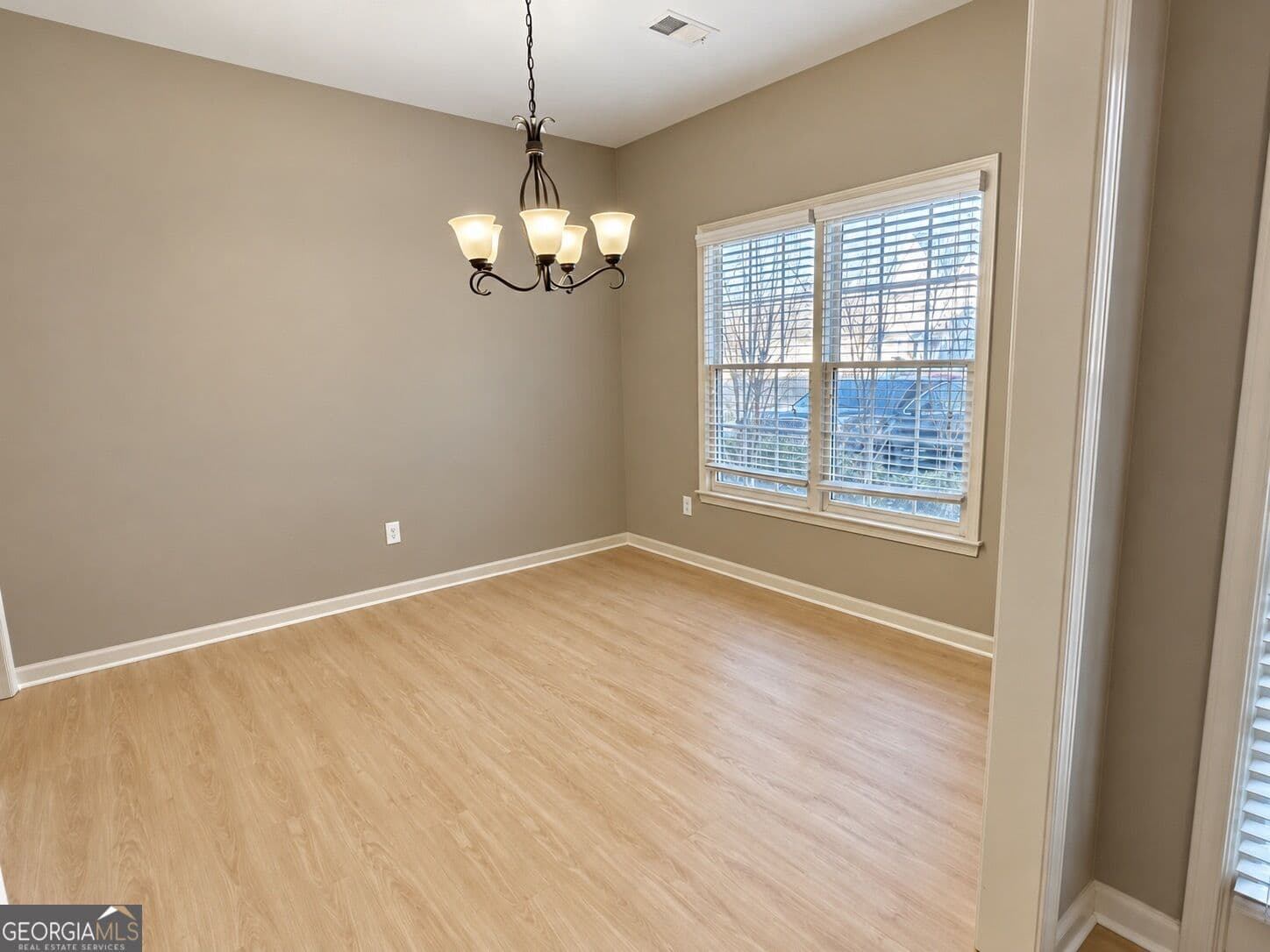 4 bedroom, 2.5 bathroom, 2,271 sq ft single family residence for rent at 106 Valdosta Avenue, Canton, GA 30114 for $2,125 a month — photo 6