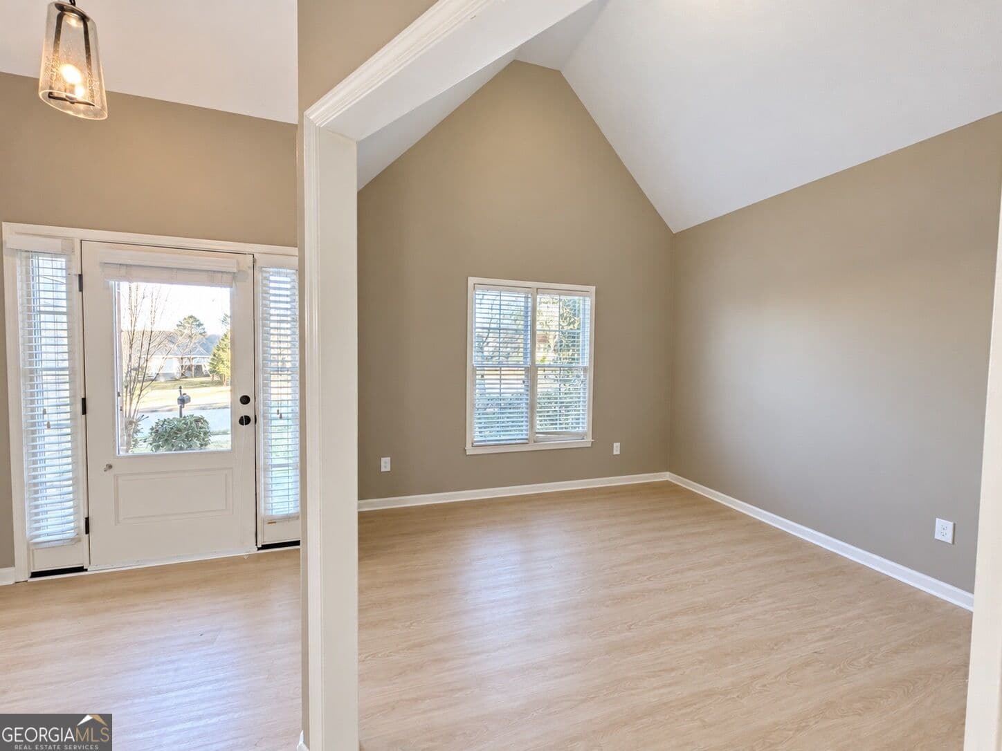 4 bedroom, 2.5 bathroom, 2,271 sq ft single family residence for rent at 106 Valdosta Avenue, Canton, GA 30114 for $2,125 a month — photo 5