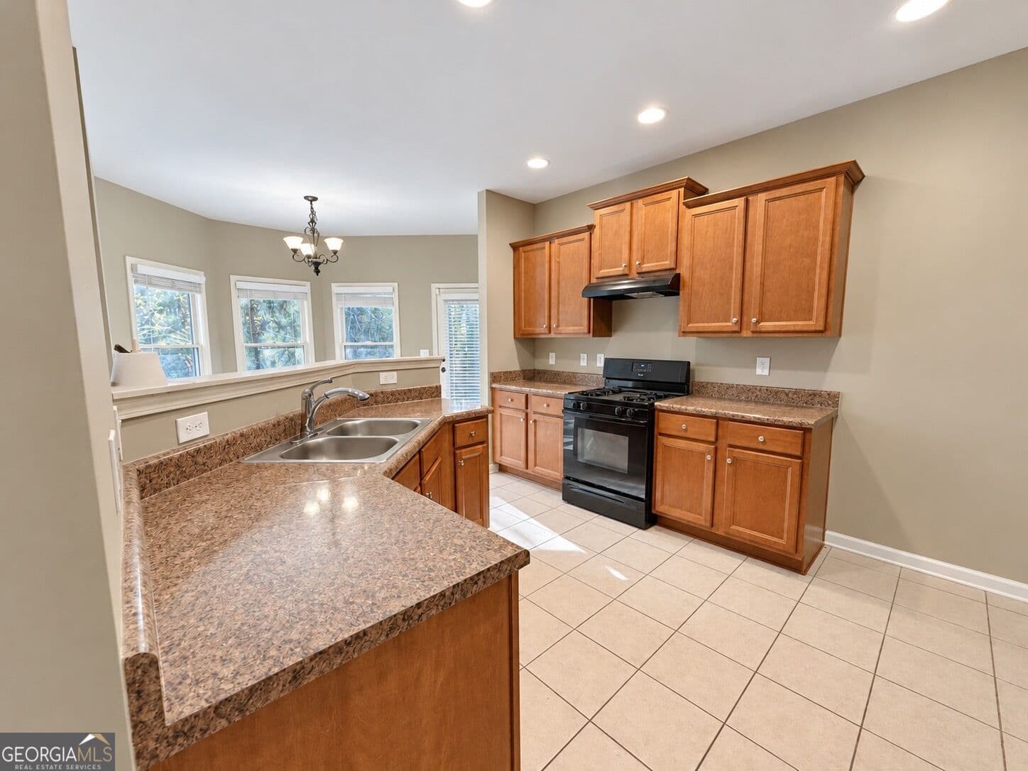 4 bedroom, 2.5 bathroom, 2,271 sq ft single family residence for rent at 106 Valdosta Avenue, Canton, GA 30114 for $2,125 a month — photo 9
