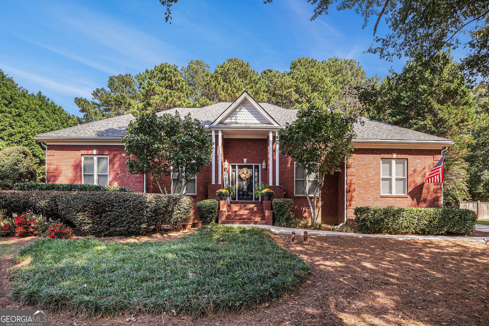 4 bedroom, 2.5 bathroom, 2,433 sq ft single family residence for sale at 615 Wellington Drive, Winder, GA 30680 — photo 2