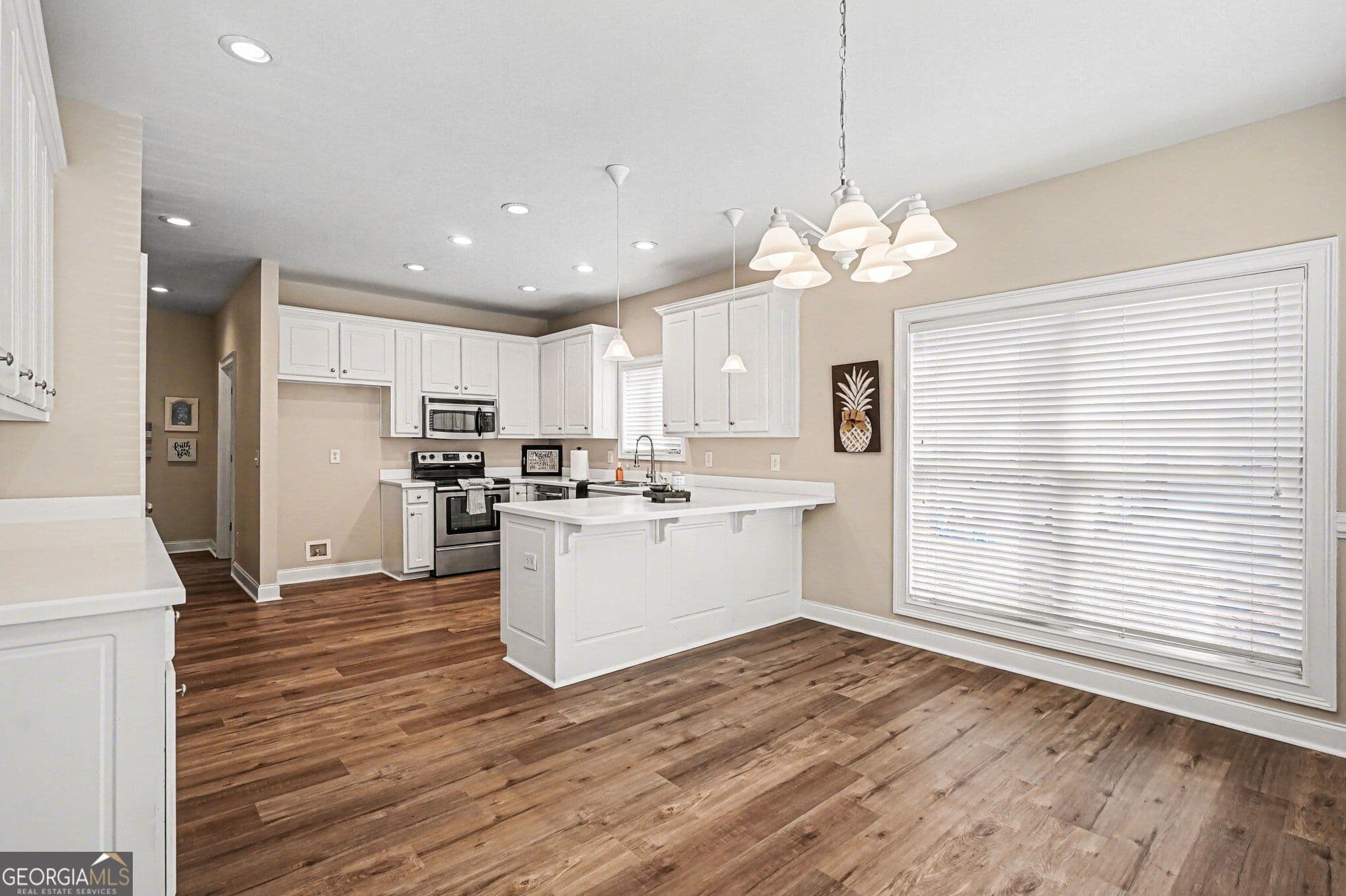 4 bedroom, 2.5 bathroom, 2,433 sq ft single family residence for sale at 615 Wellington Drive, Winder, GA 30680 — photo 9