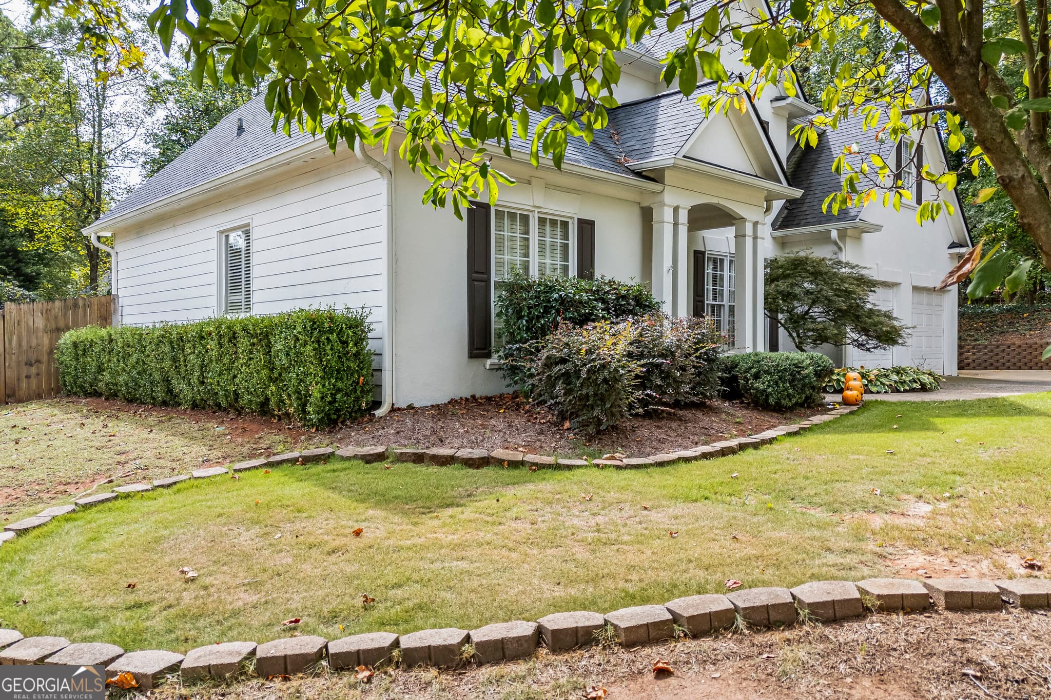 4 bedroom, 2.5 bathroom, 2,062 sq ft single family residence for sale at 6855 Fox Creek Drive, Cumming, GA 30040 — photo 2