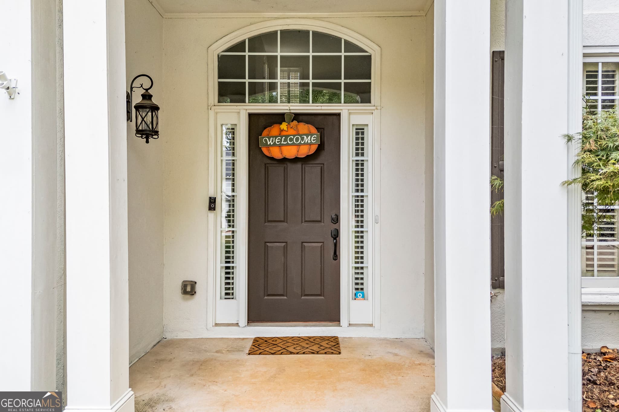 4 bedroom, 2.5 bathroom, 2,062 sq ft single family residence for sale at 6855 Fox Creek Drive, Cumming, GA 30040 — photo 4