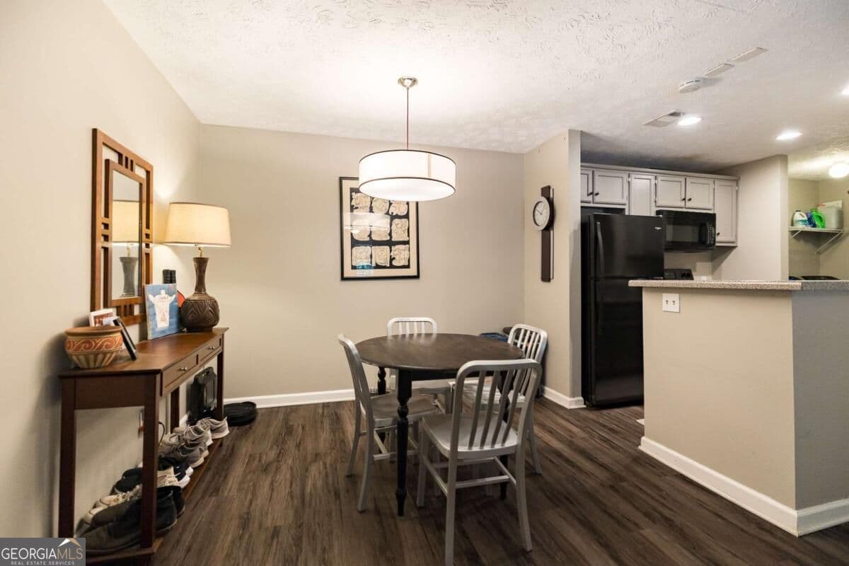 3 bedroom, 2 bathroom, 1,152 sq ft condominium for sale at 100 Downing Way G, Athens, GA 30606 — photo 4