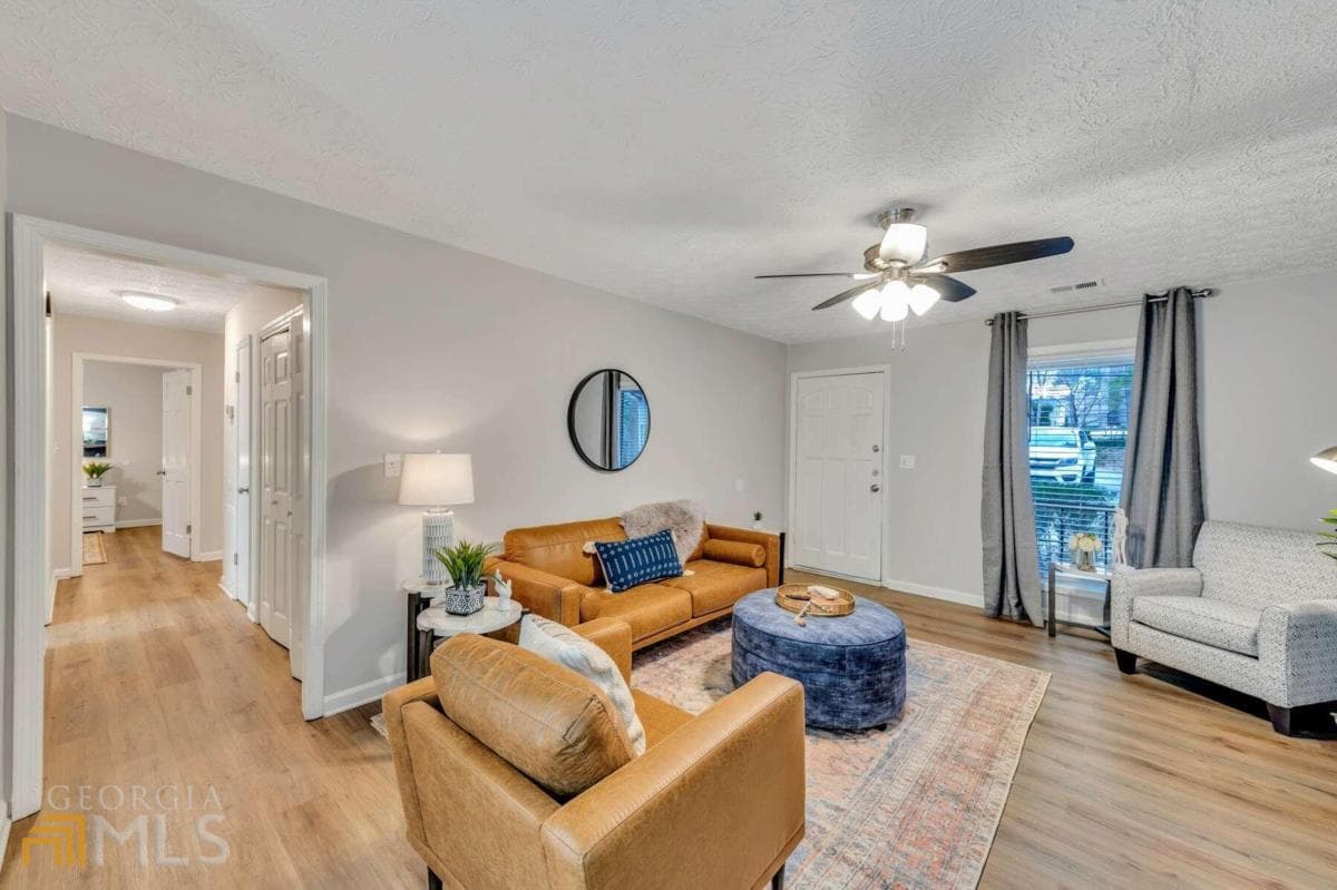 3 bedroom, 2 bathroom, 100 sq ft single family residence for rent at 210 Booth Road A, Marietta, GA 30008 for $3,600 a month — photo 3