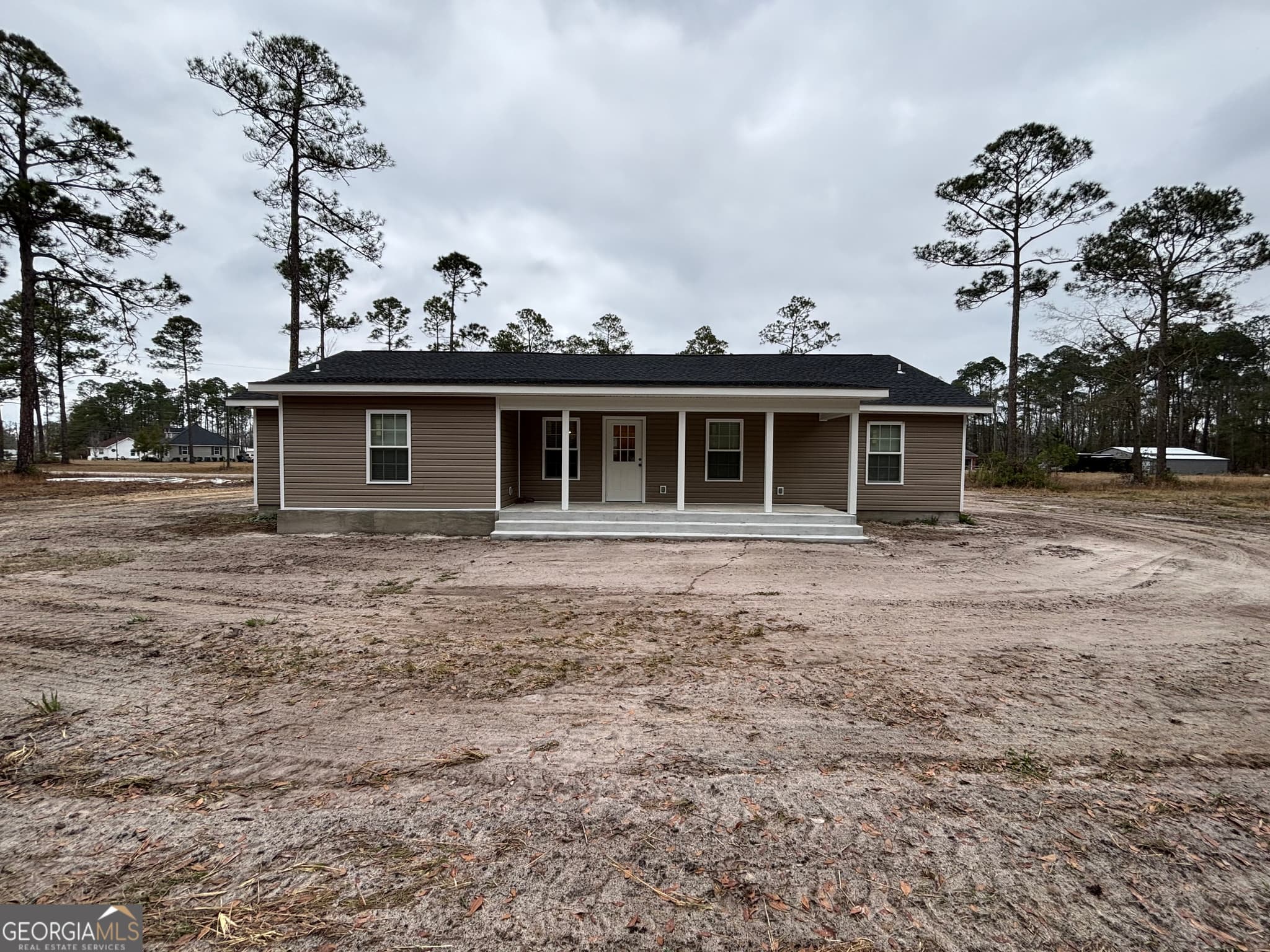 3 bedroom, 2 bathroom, 1,880 sq ft single family residence for sale at 95 Tanglewood Drive, Homerville, GA 31634 — photo 9