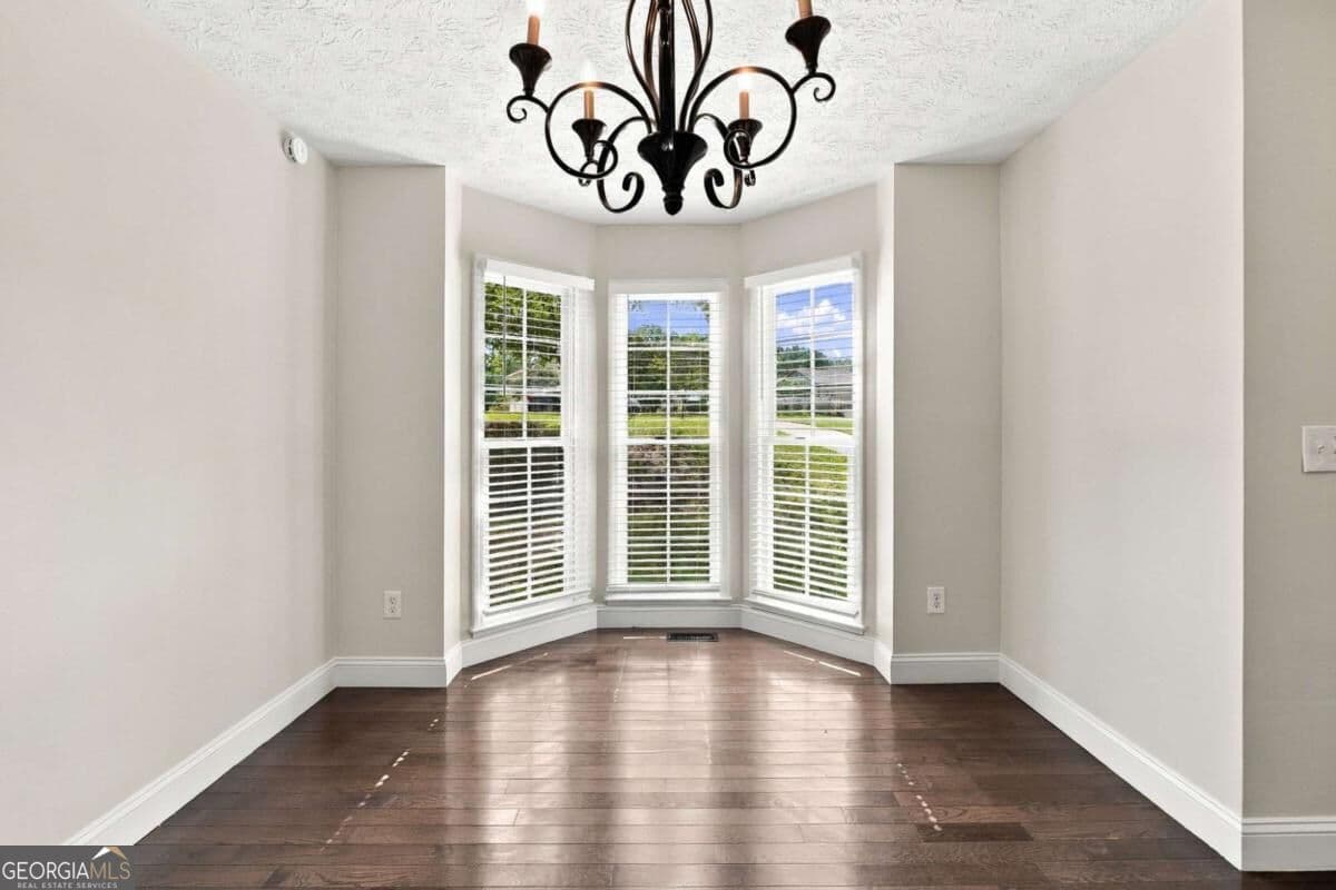 3 bedroom, 2.5 bathroom, 1,632 sq ft single family residence for sale at 41 Red Oak Circle, Dallas, GA 30157 — photo 7