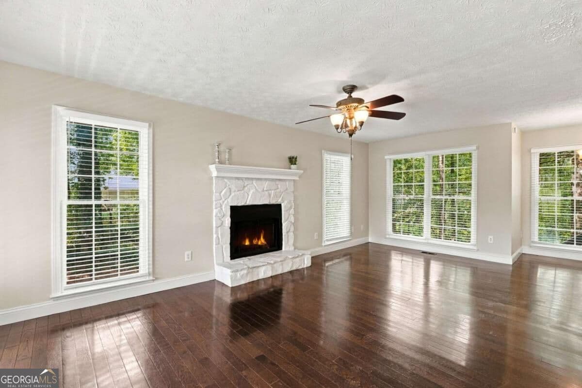 3 bedroom, 2.5 bathroom, 1,632 sq ft single family residence for sale at 41 Red Oak Circle, Dallas, GA 30157 — photo 9