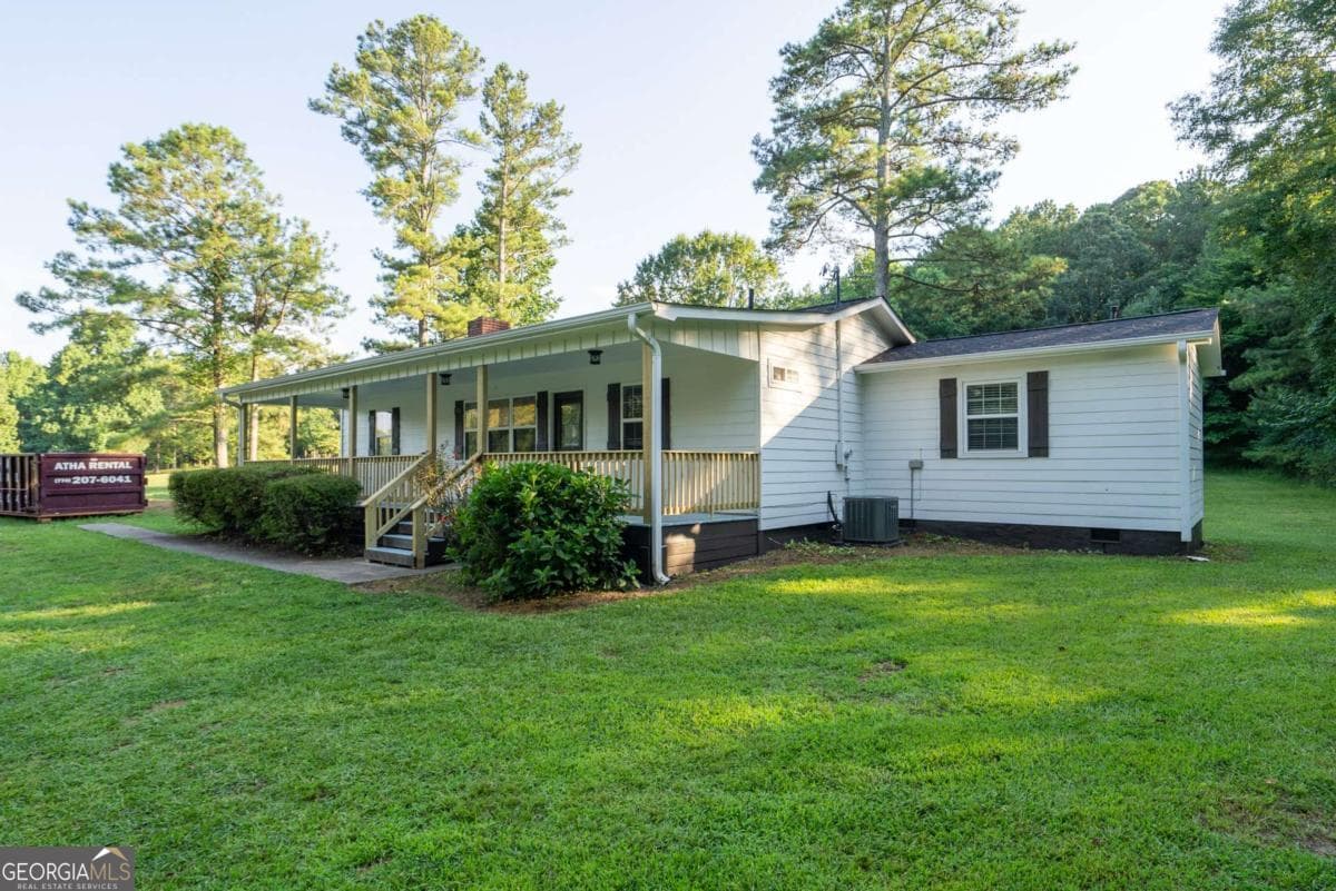 3 bedroom, 2 bathroom, 1,152 sq ft single family residence for rent at 3322 Dewey Hogan Road, Monroe, GA 30656 for $1,850 a month — photo 2