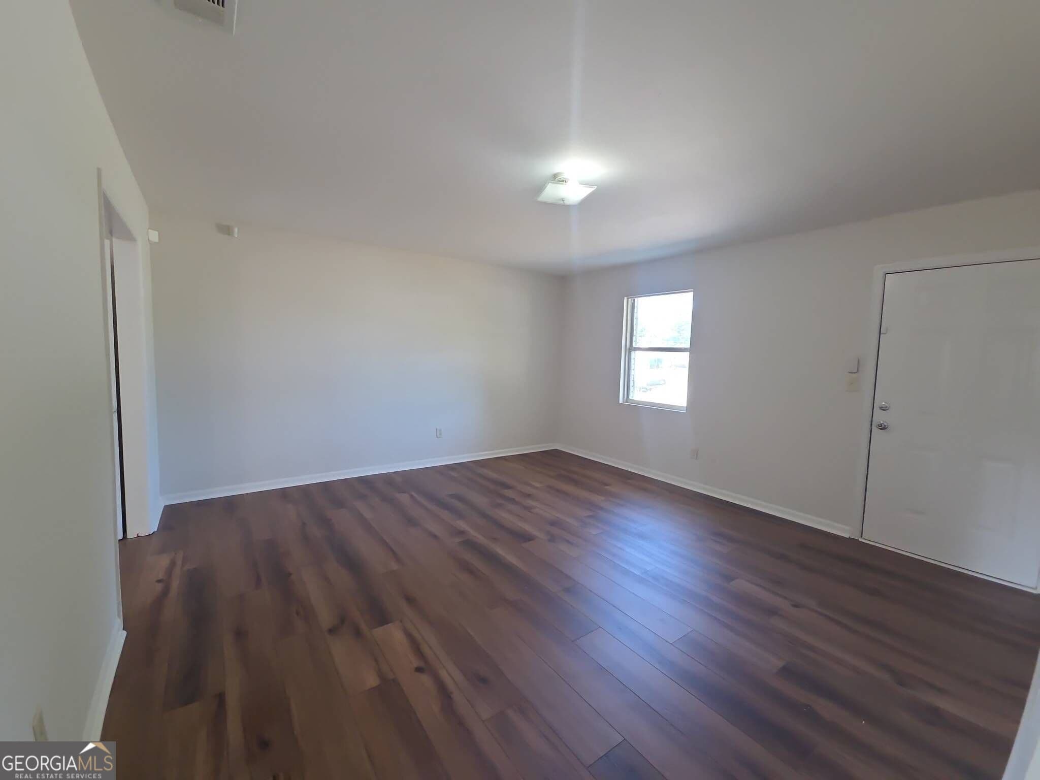 4 bedroom, 1.5 bathroom, 1,354 sq ft single family residence for sale at 1812 Empress Avenue, Augusta, GA 30906 — photo 3