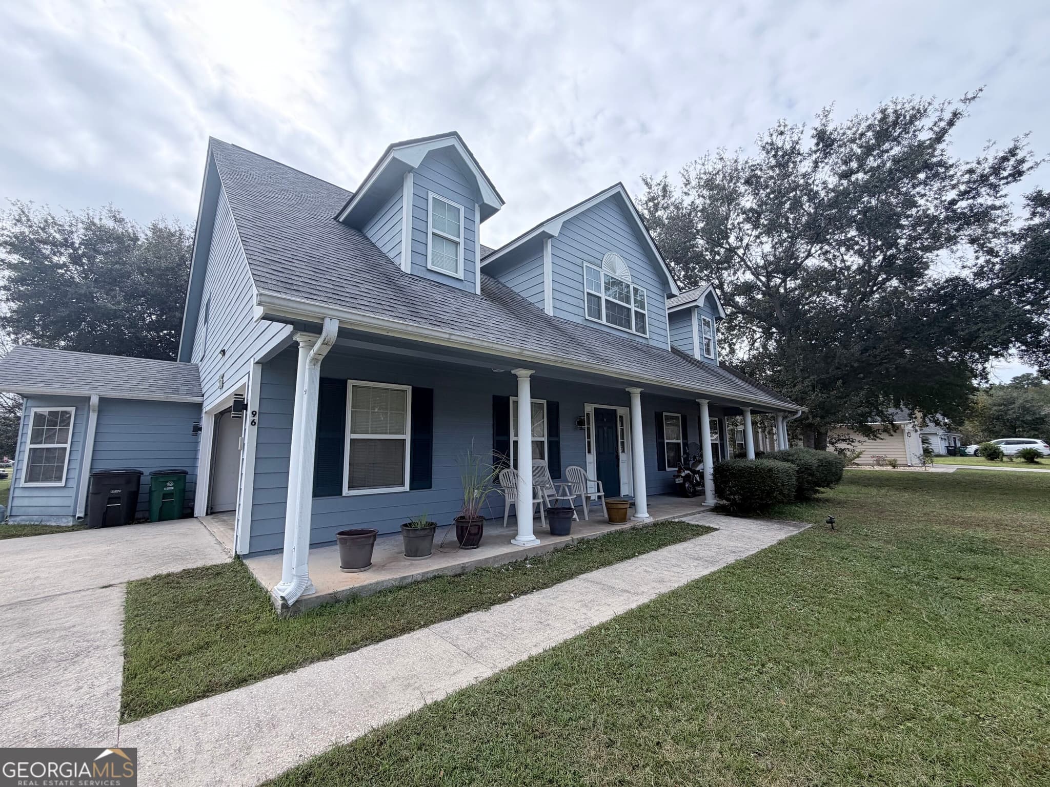 4 bedroom, 3 bathroom, 2,529 sq ft single family residence for rent at 96 Creekside, St Marys, GA 31558 for $2,400 a month — photo 1 of 25