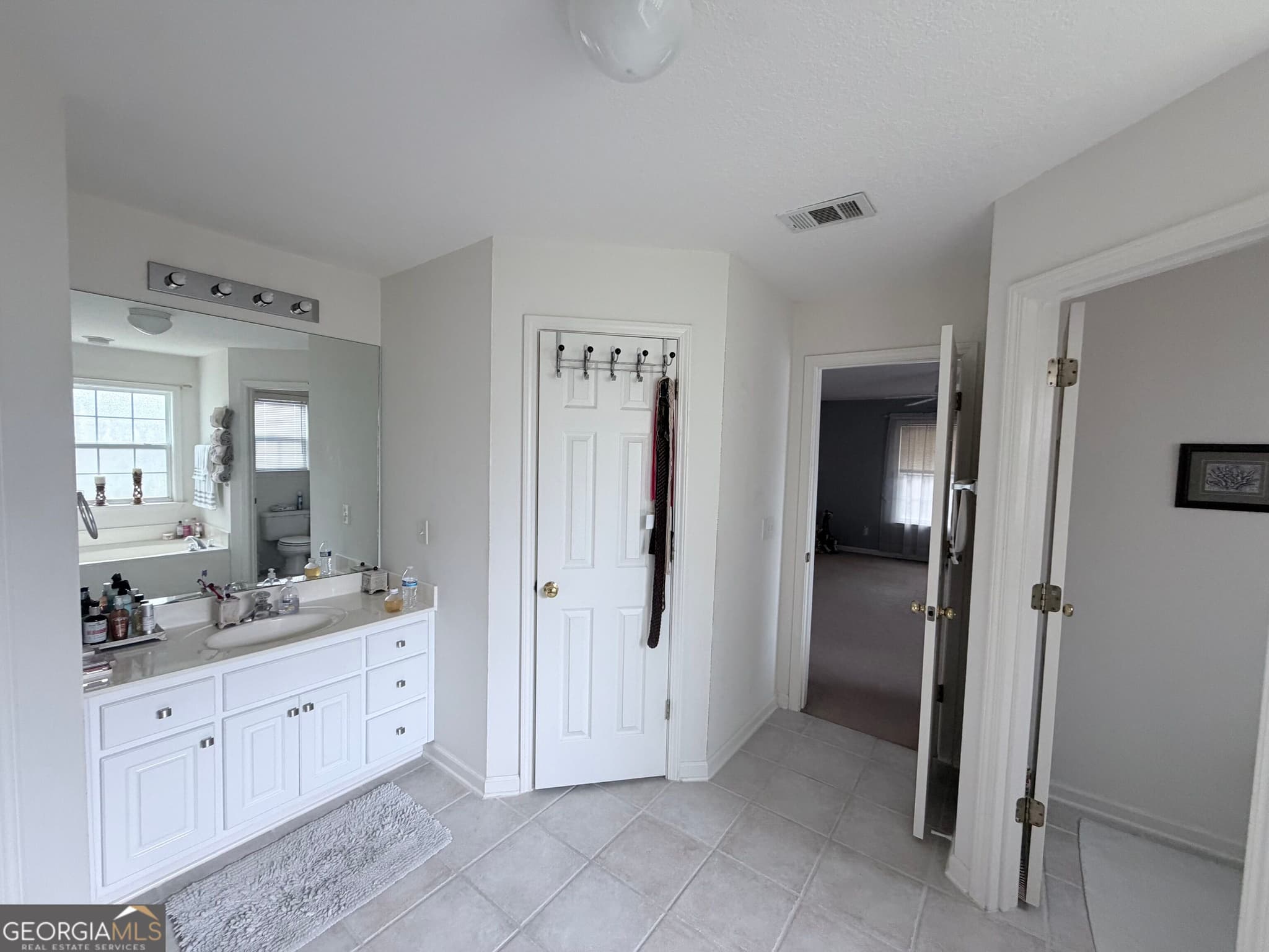 4 bedroom, 3 bathroom, 2,529 sq ft single family residence for rent at 96 Creekside, St Marys, GA 31558 for $2,400 a month — photo 8