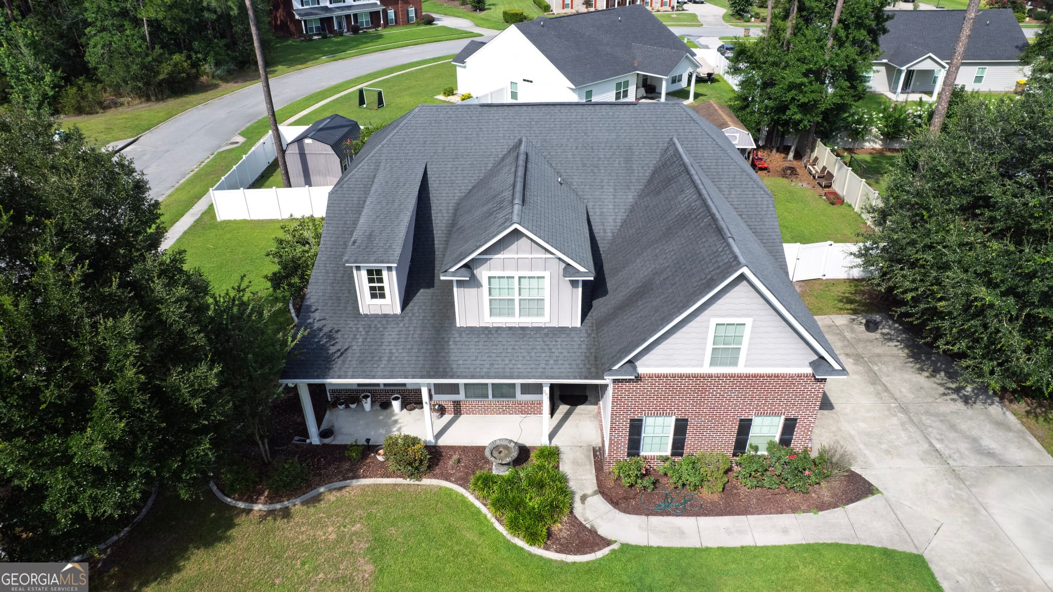 5 bedroom, 4 bathroom single family residence for sale at 201 Blandford Way, Rincon, GA 31326 — photo 2