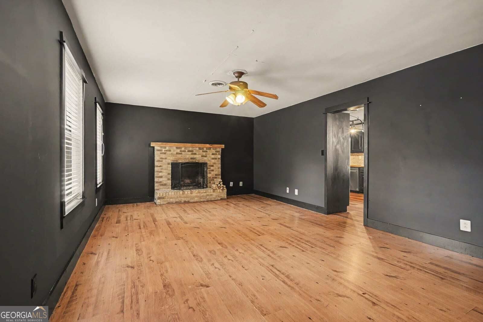 3 bedroom, 2 bathroom, 1,830 sq ft single family residence for sale at 233 Elm Street, Covington, GA 30014 — photo 10