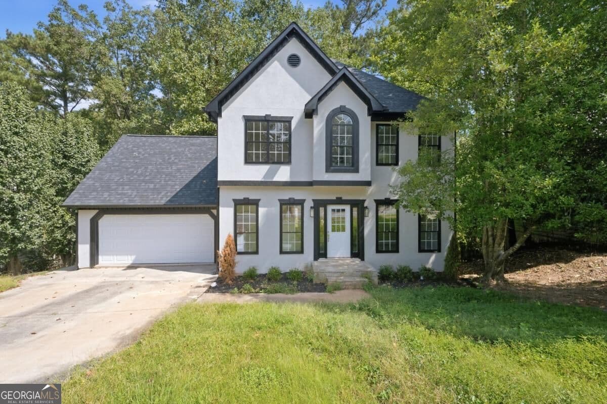5 bedroom, 3 bathroom, 2,532 sq ft single family residence for sale at 2034 Spicers Lane, Woodstock, GA 30189 — photo 3