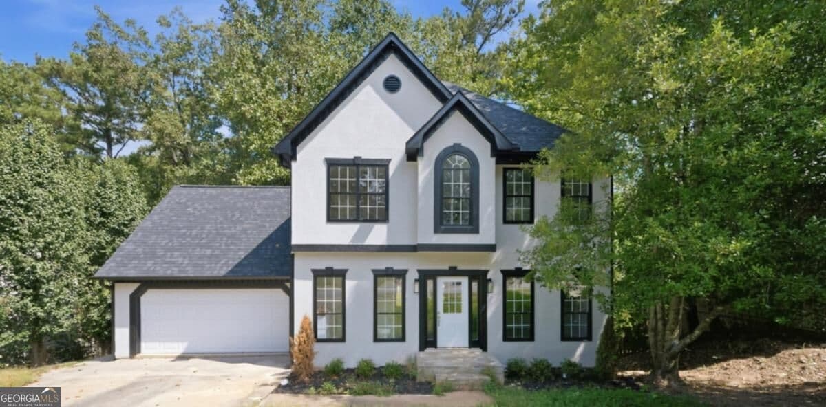 5 bedroom, 3 bathroom, 2,532 sq ft single family residence for sale at 2034 Spicers Lane, Woodstock, GA 30189