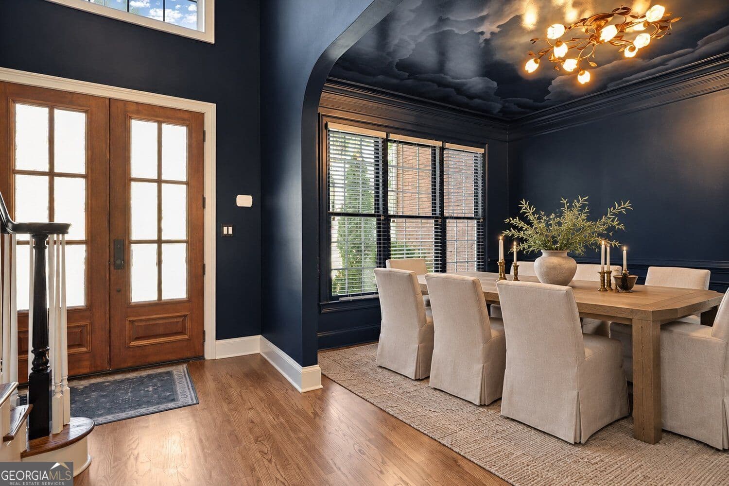 6 bedroom, 5 bathroom, 4,606 sq ft single family residence for sale at 290 Edwardton Court, Roswell, GA 30076 — photo 4