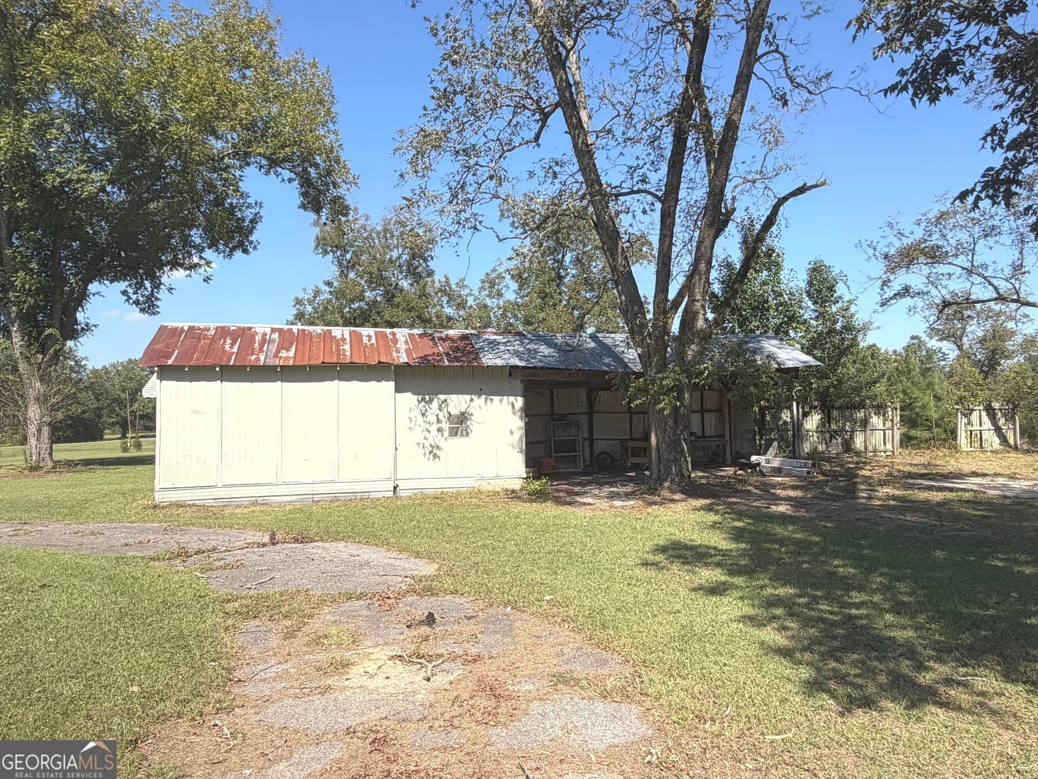 3 bedroom, 1 bathroom, 1,180 sq ft single family residence for sale at 320 Fair Play Hill Road, Musella, GA 31066 — photo 4
