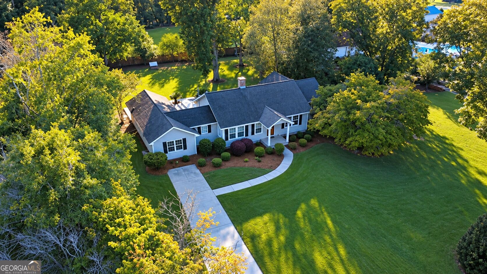 3 bedroom, 3 bathroom, 2,010 sq ft single family residence for sale at 915 Cedar Street, Metter, GA 30439 — photo 5