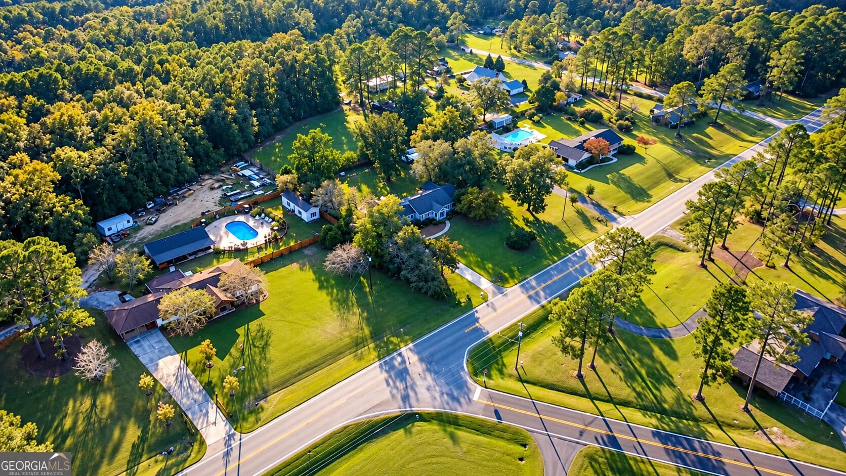 3 bedroom, 3 bathroom, 2,010 sq ft single family residence for sale at 915 Cedar Street, Metter, GA 30439 — photo 10