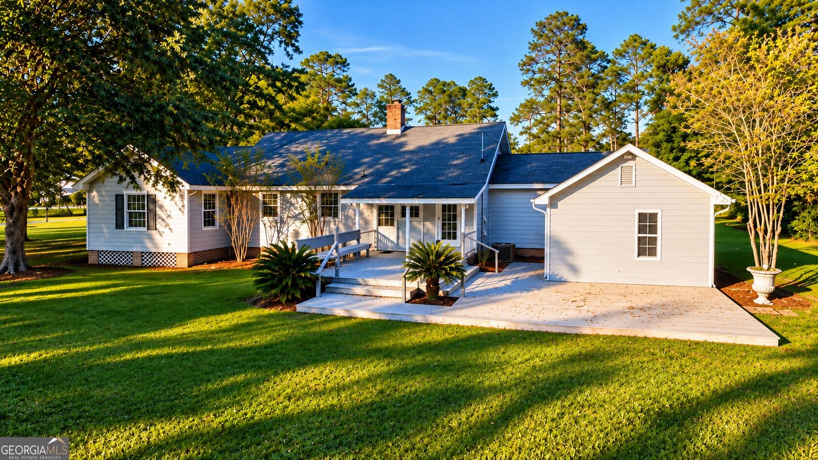 3 bedroom, 3 bathroom, 2,010 sq ft single family residence for sale at 915 Cedar Street, Metter, GA 30439 — photo 4