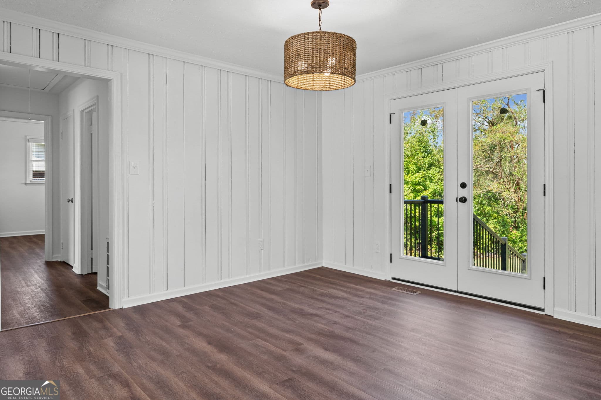 2 bedroom, 2 bathroom, 1,116 sq ft single family residence for rent at 215 LaGrange Street, Newnan, GA 30263 for $1,800 a month — photo 10
