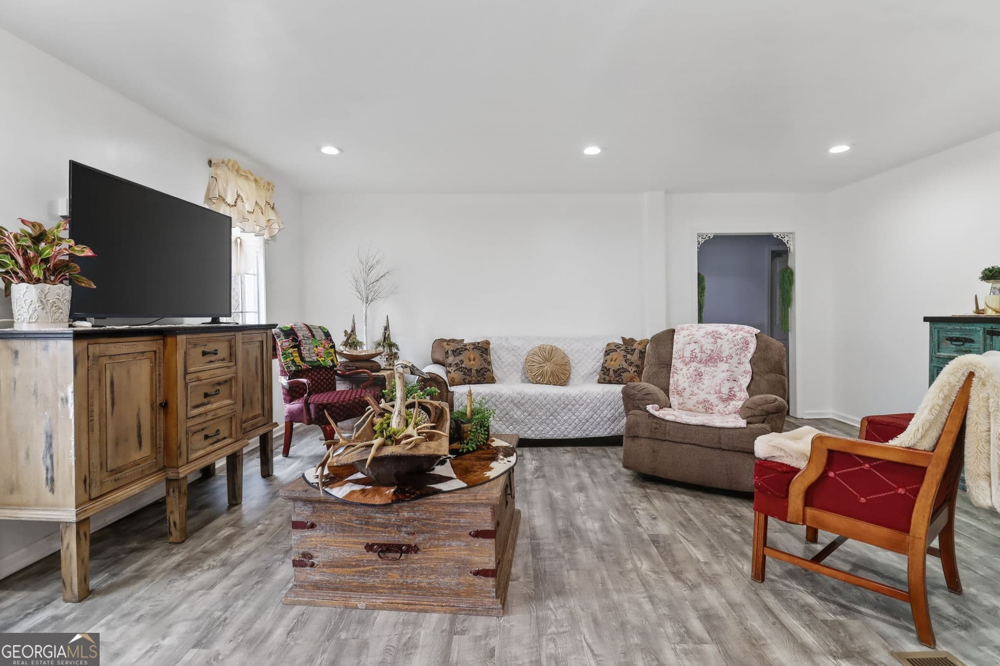 3 bedroom, 2 bathroom, 1,872 sq ft single family residence for sale at 4315 Ga Highway 34, Franklin, GA 30217 — photo 9
