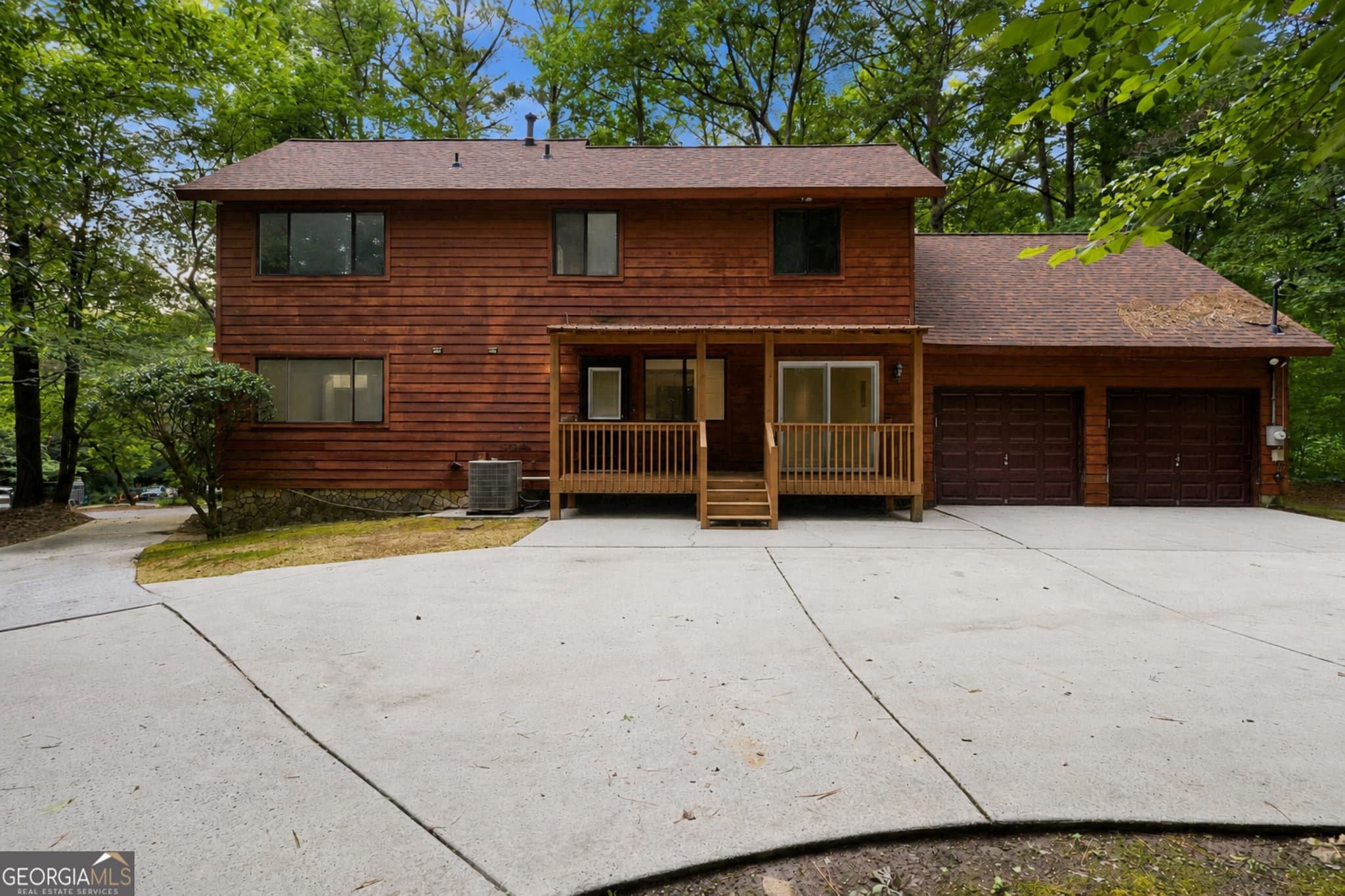 4 bedroom, 2.5 bathroom, 1,795 sq ft single family residence sold at 260 Forrest Avenue, Fayetteville, GA 30214