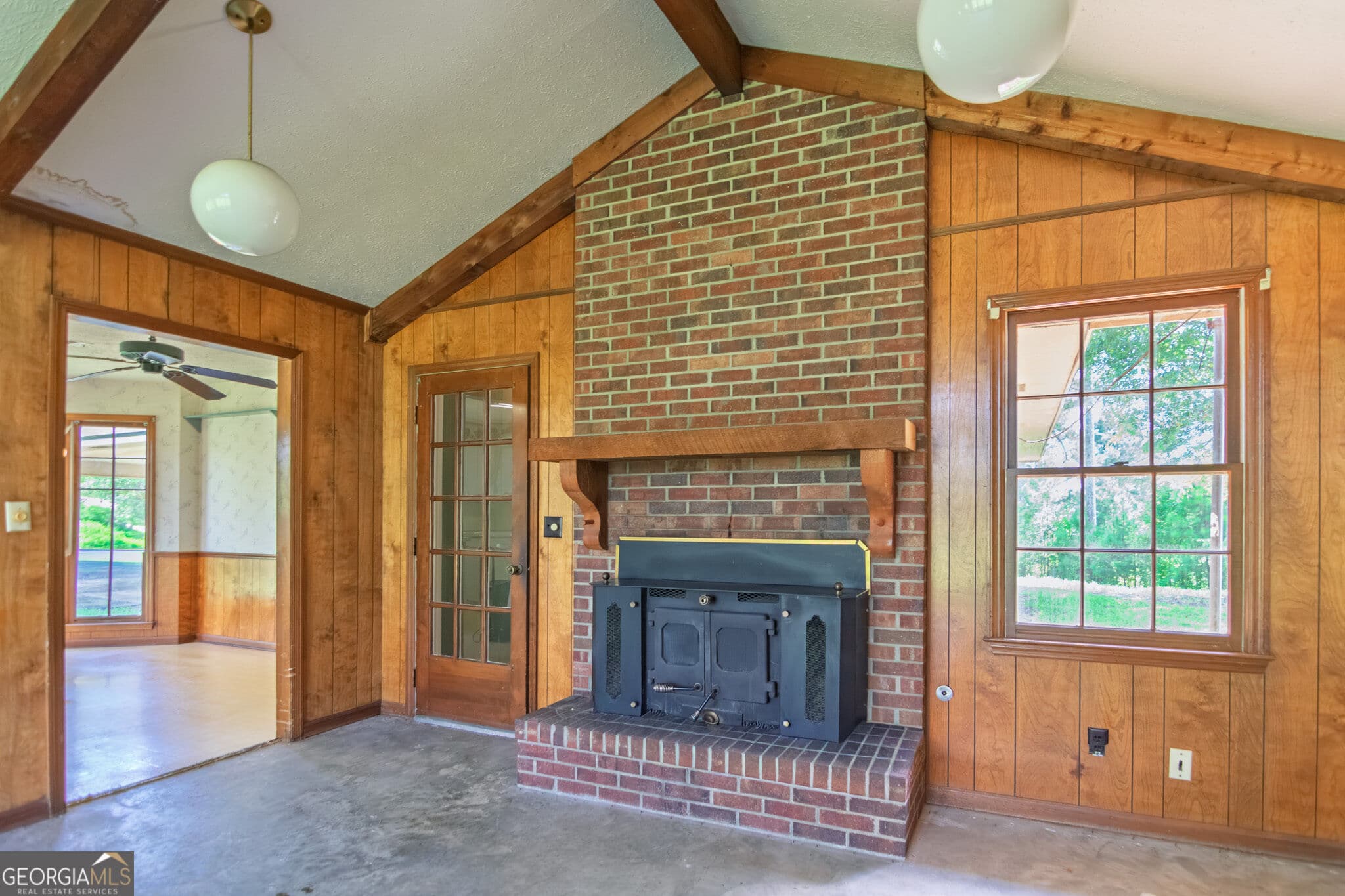 3 bedroom, 2 bathroom, 2,153 sq ft single family residence for sale at 616 Twin Lakes Road, Waverly Hall, GA 31831 — photo 8