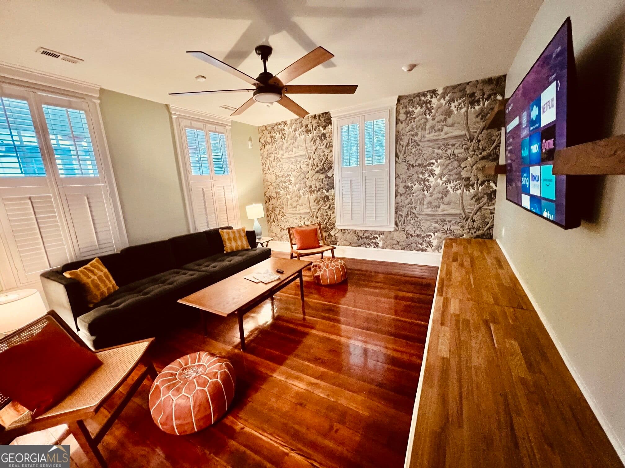 3 bedroom, 2.5 bathroom, 1,850 sq ft single family residence for sale at 1067 Washington Avenue, Macon, GA 31201 — photo 2