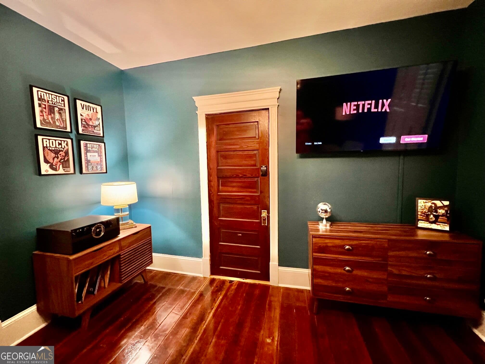 3 bedroom, 2.5 bathroom, 1,850 sq ft single family residence for sale at 1067 Washington Avenue, Macon, GA 31201 — photo 8