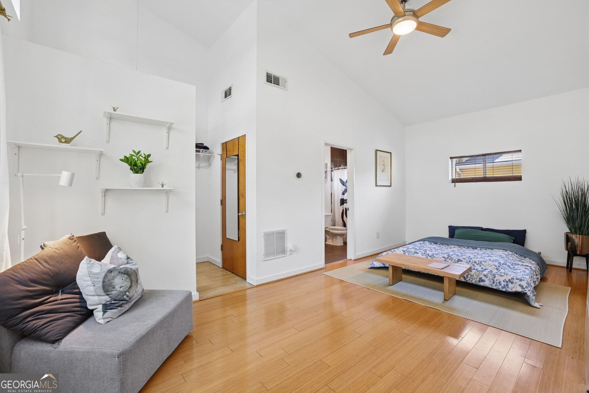 2 bedroom, 2.5 bathroom, 1,435 sq ft townhouse for sale at 100 Moreland Avenue J, Atlanta, GA 30316 — photo 4