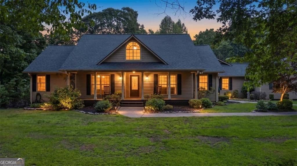 4 bedroom, 3.5 bathroom, 4,604 sq ft single family residence sold at 96 Oakridge Lane, Ellijay, GA 30536