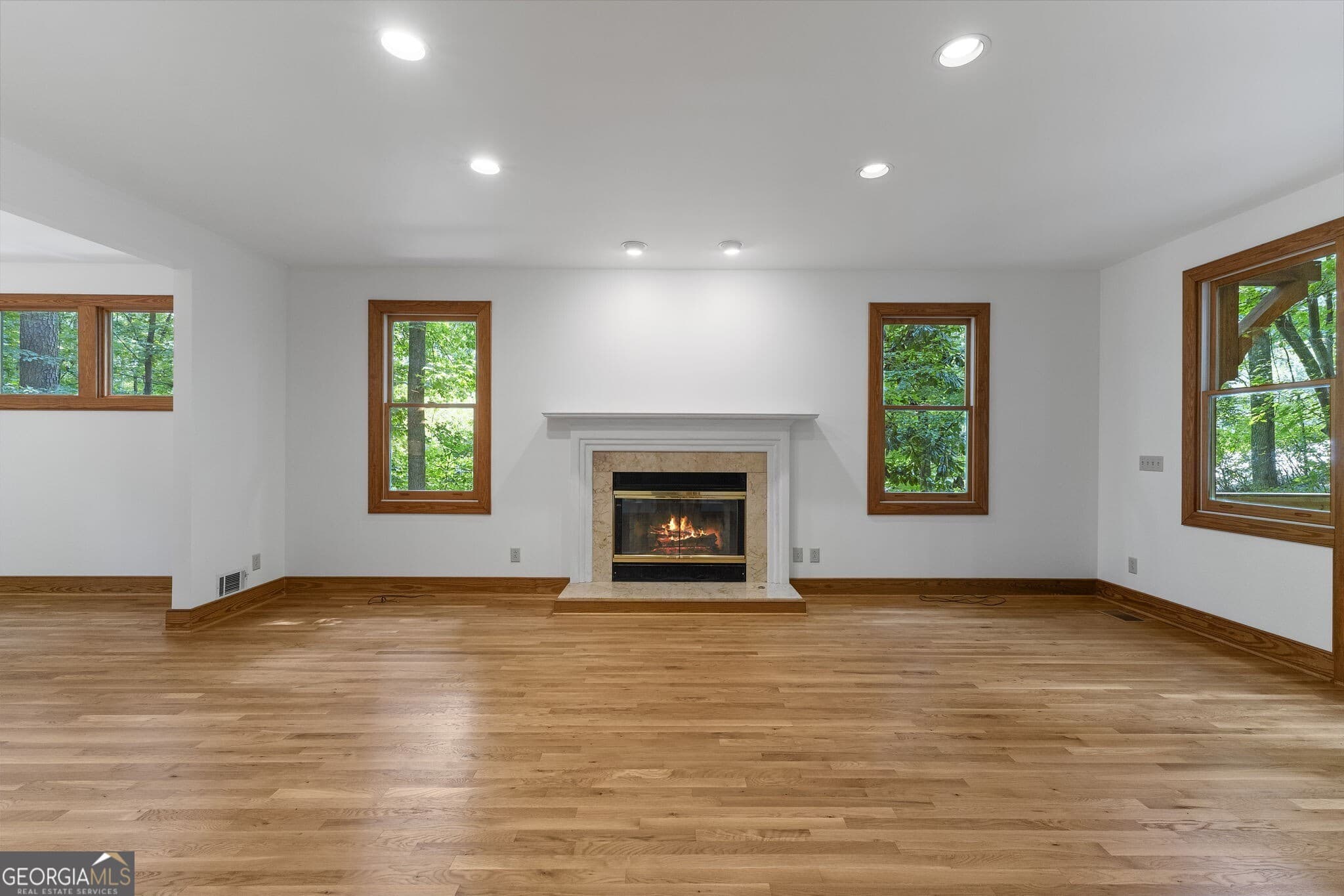 4 bedroom, 3 bathroom, 3,764 sq ft single family residence for sale at 3886 Harts Mill Lane, Brookhaven, GA 30319 — photo 9