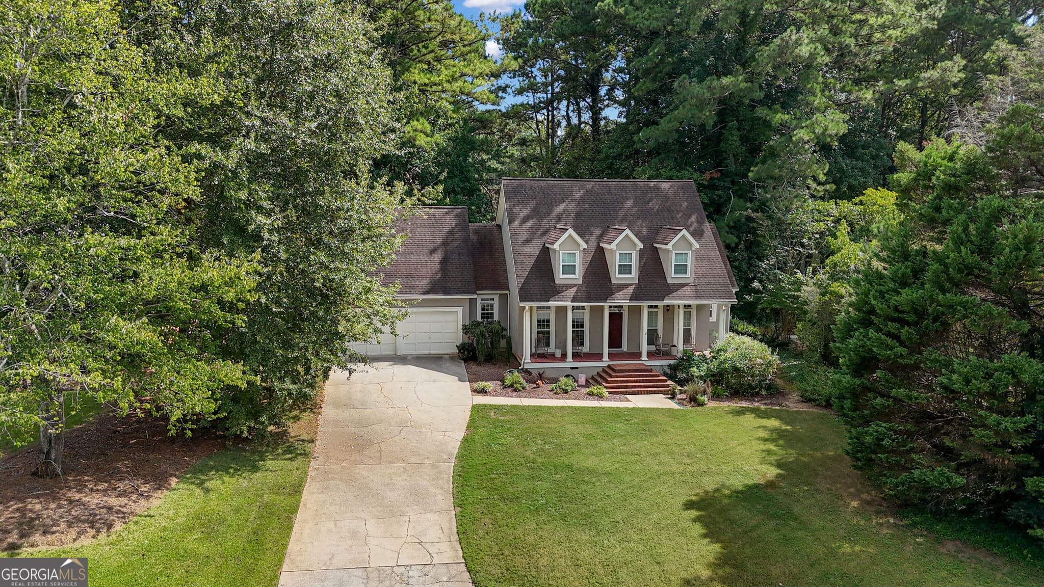 4 bedroom, 2.5 bathroom, 2,243 sq ft single family residence for sale at 25 Northcrest Drive, Newnan, GA 30265 — photo 3