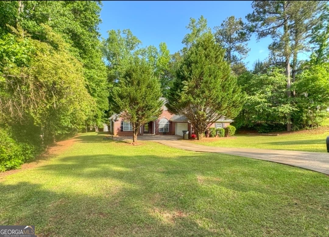 3 bedroom, 3 bathroom, 1,832 sq ft single family residence for sale at 239 Old Pond Road, Lagrange, GA 30241 — photo 1 of 34