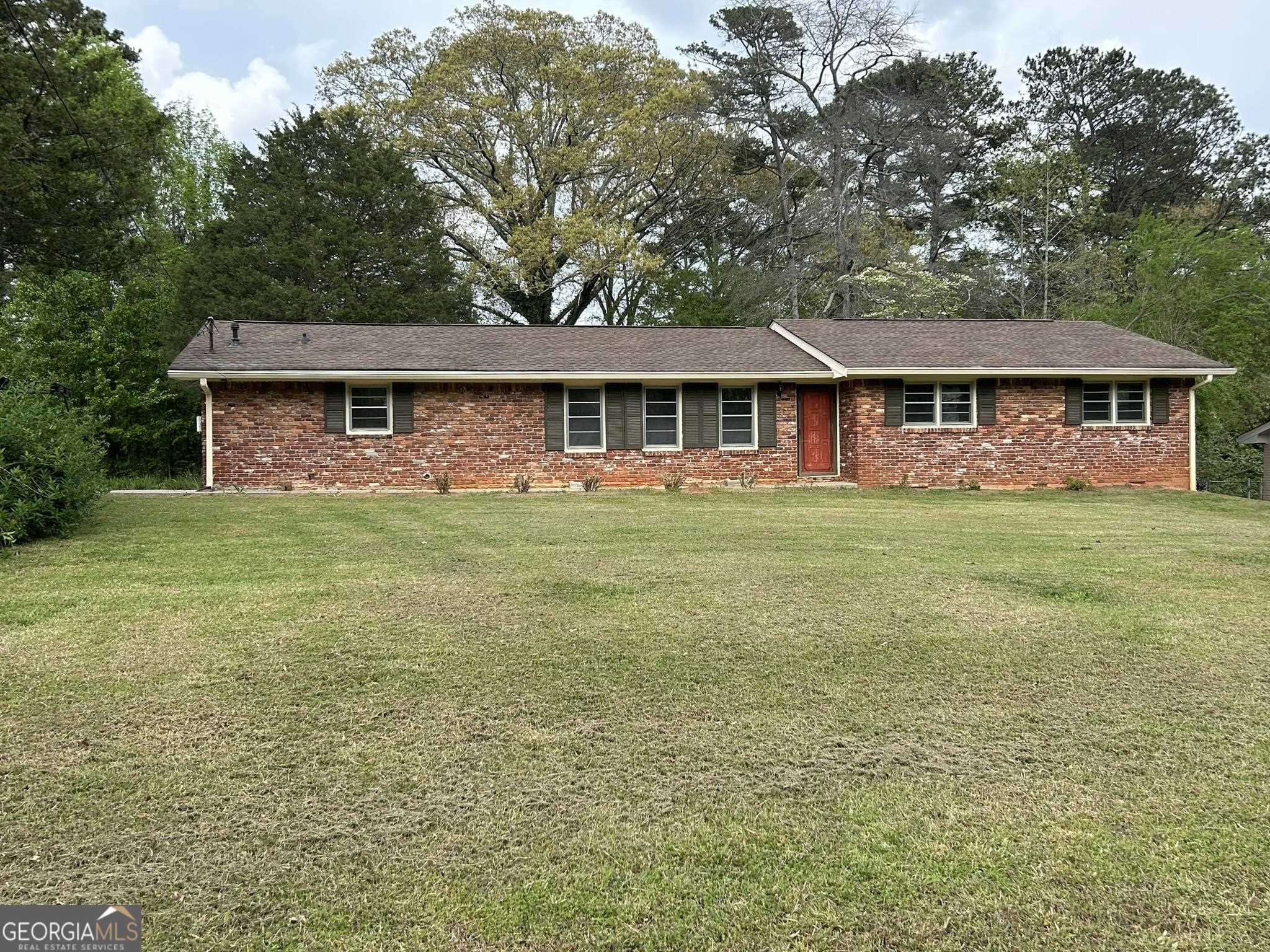 3 bedroom, 2 bathroom, 1,633 sq ft single family residence for rent at 720 Jewel Place, Lilburn, GA 30047 for $1,985 a month