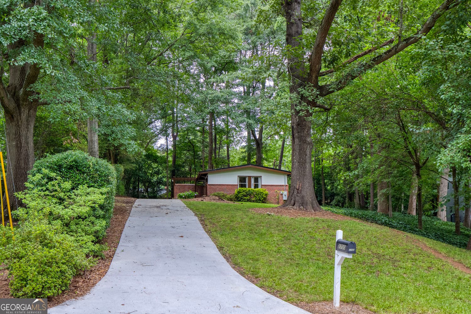 3 bedroom, 2 bathroom, 1,274 sq ft single family residence for rent at 2700 Brook Park Way, Atlanta, GA 30340 for $2,700 a month — photo 1 of 1